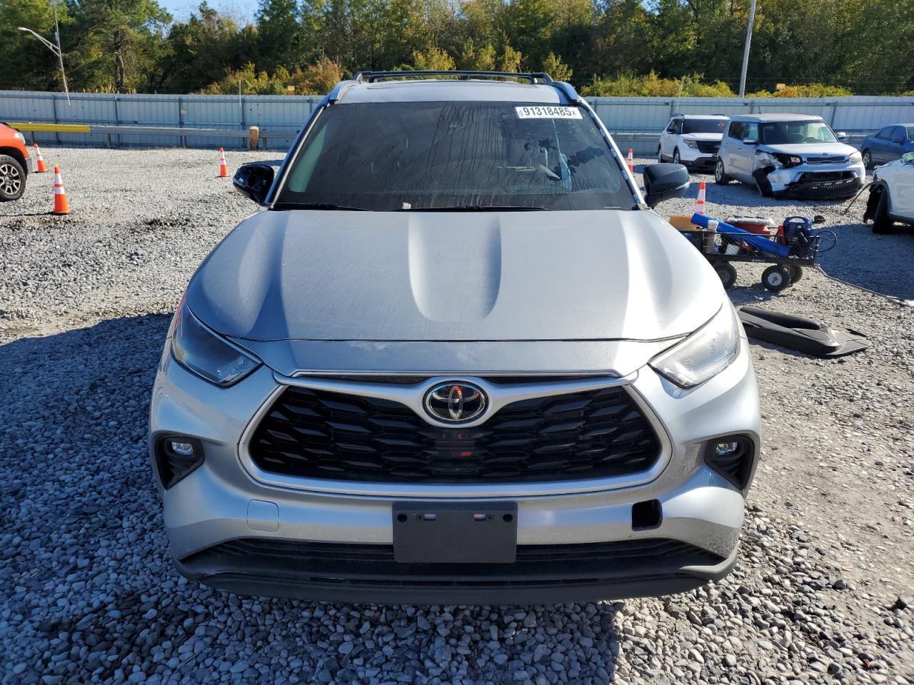 2022 TOYOTA HIGHLANDER