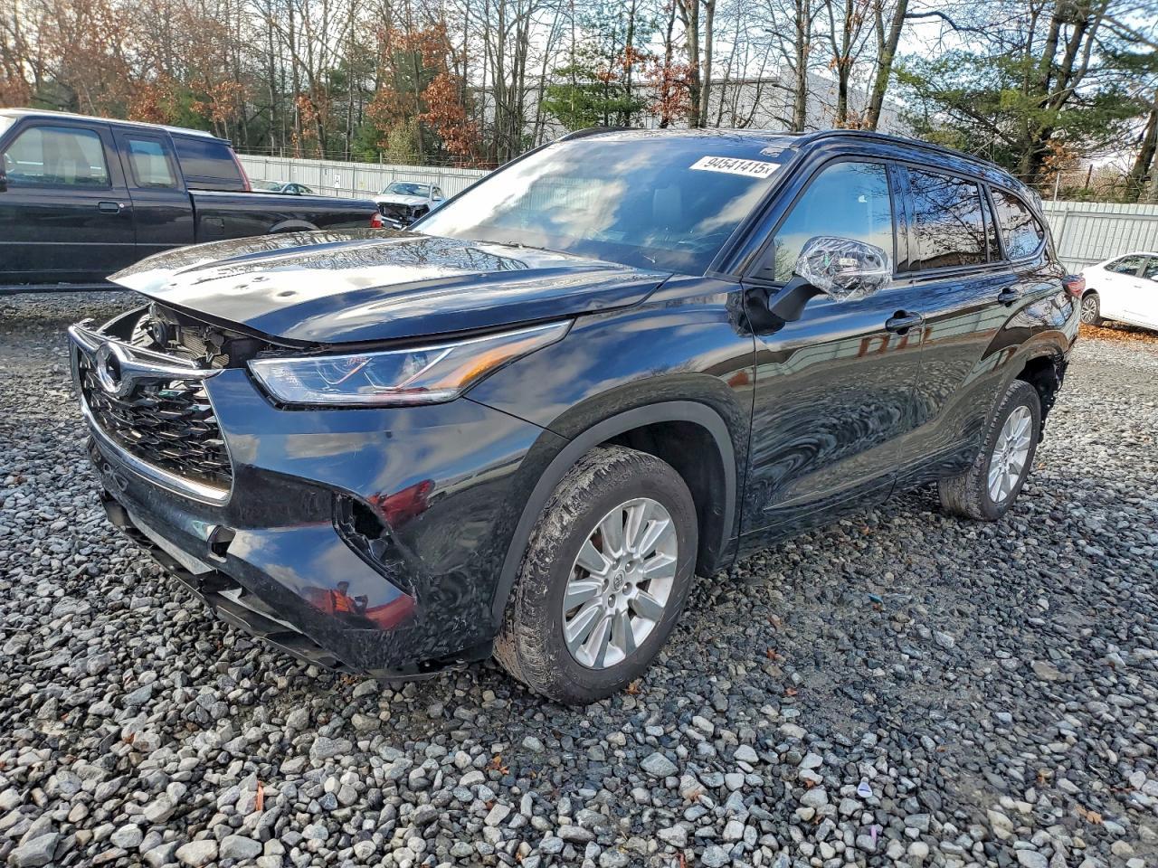 2021 TOYOTA HIGHLANDER