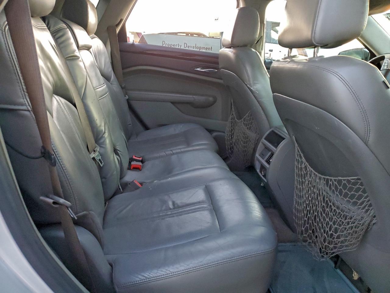 2010 CADILLAC SRX