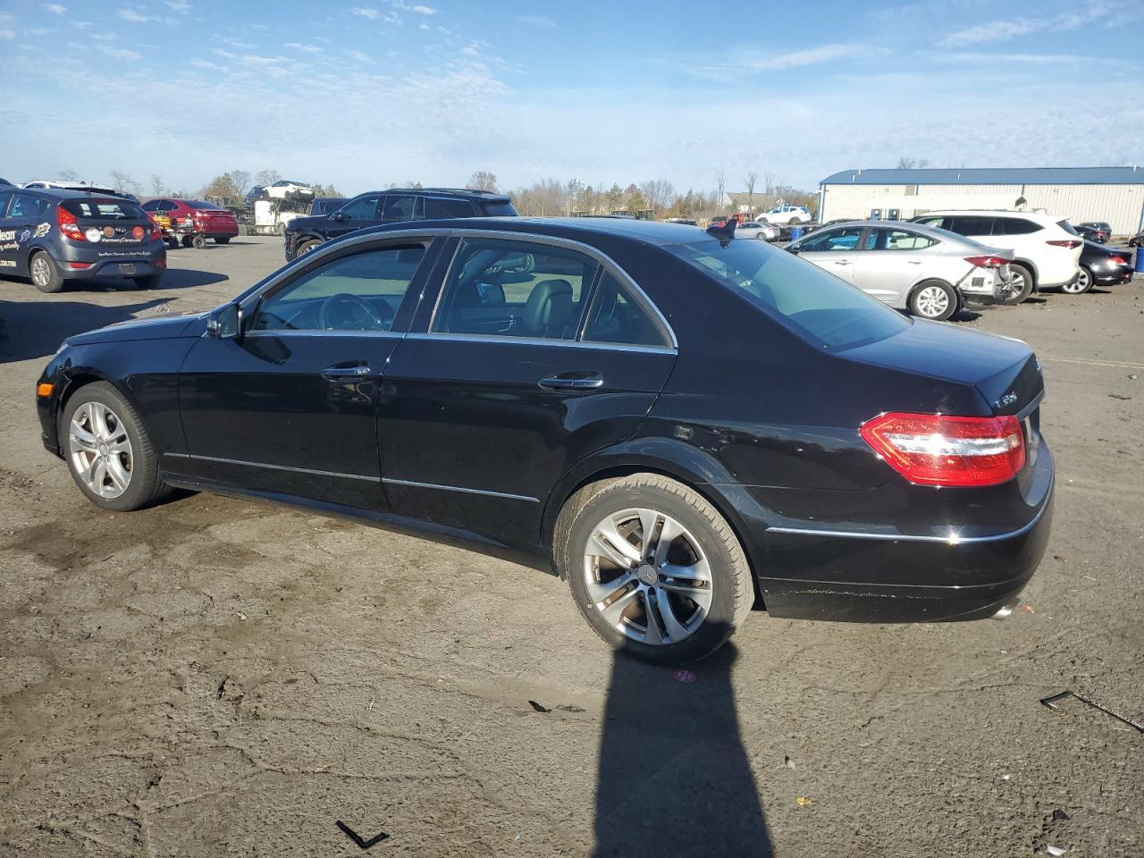 2011 MERCEDES-BENZ E-Class