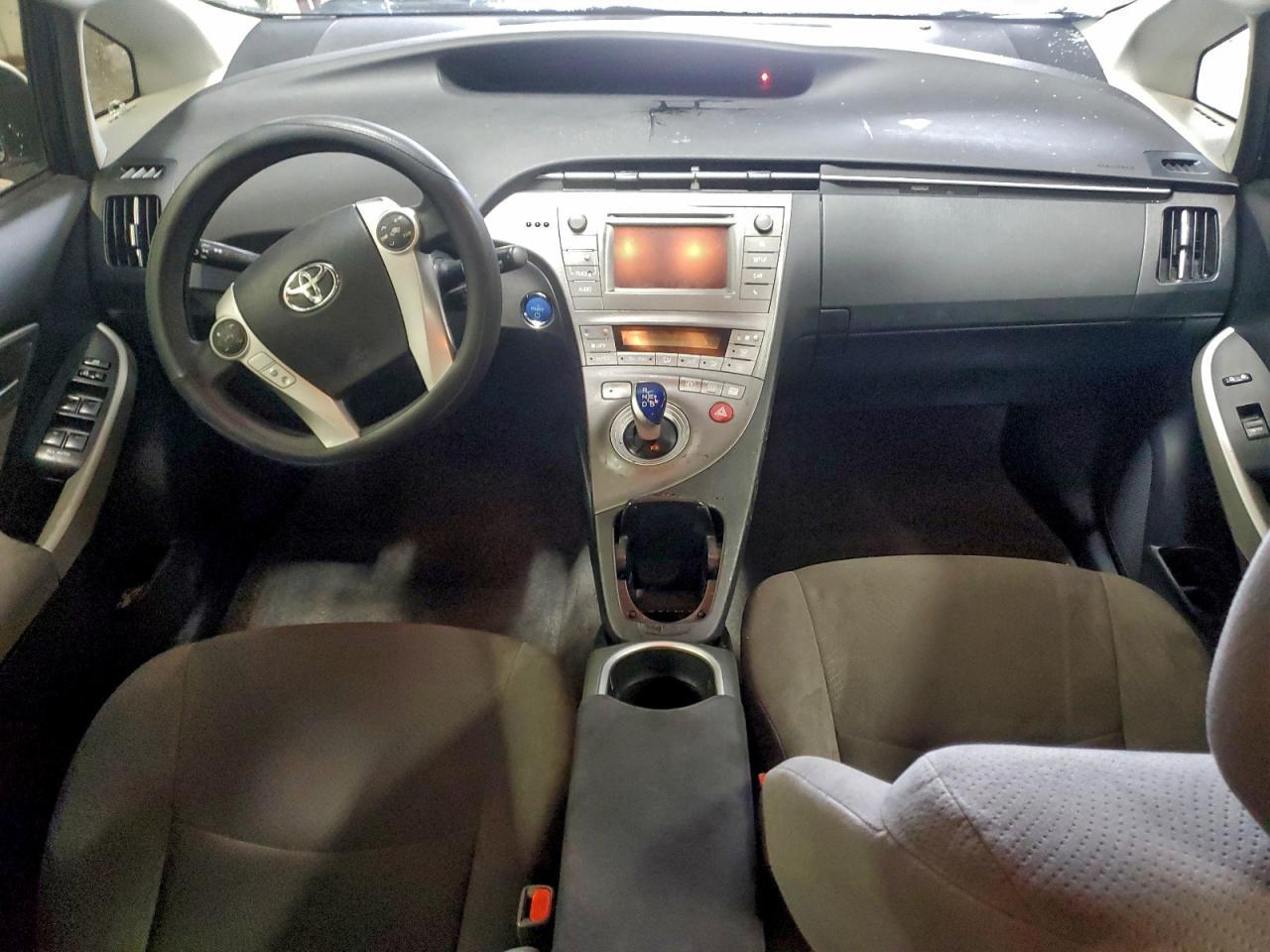 2014 TOYOTA PRIUS
