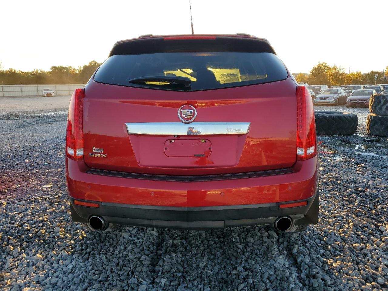 2010 CADILLAC SRX