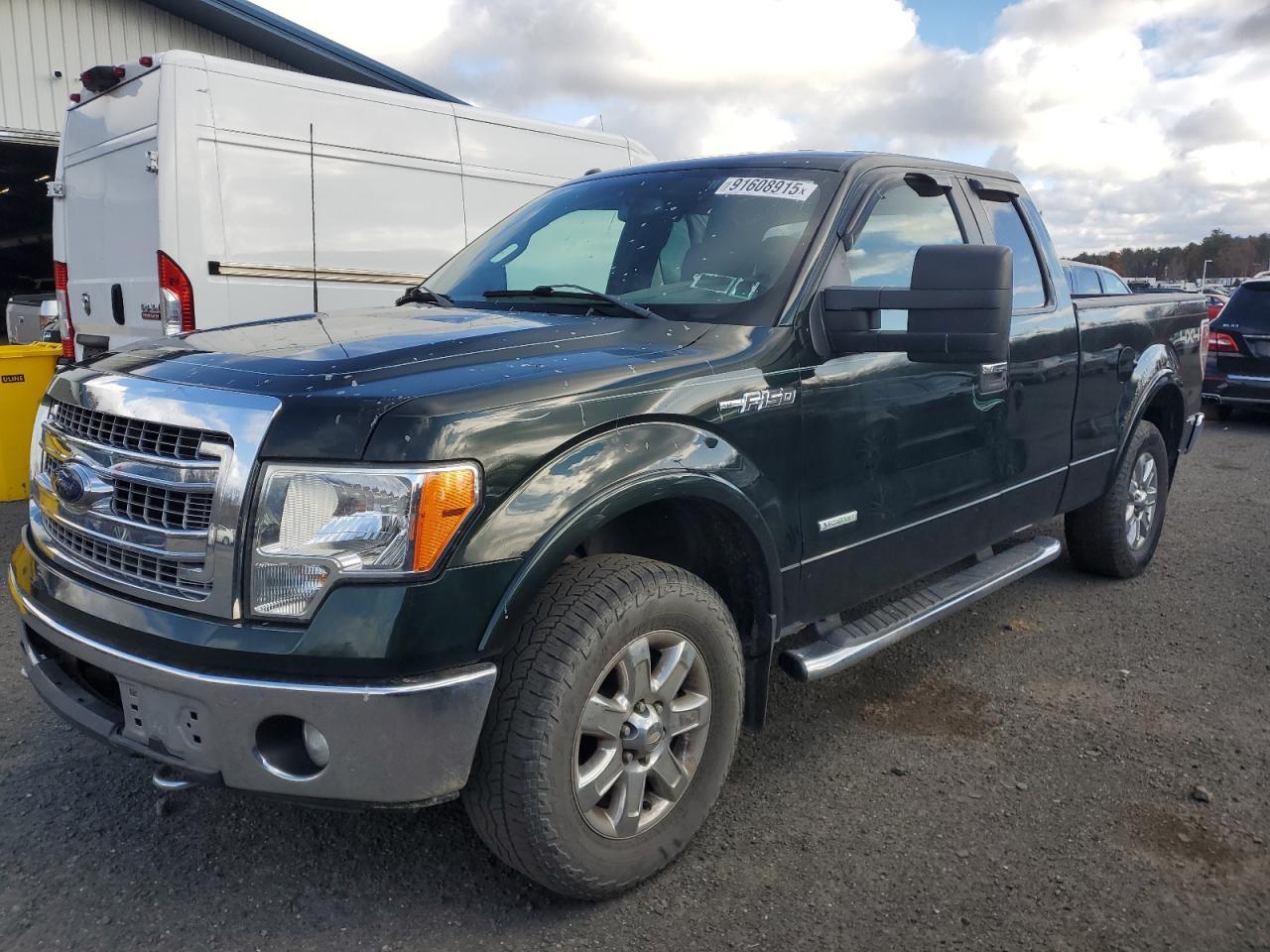 2013 FORD F-150