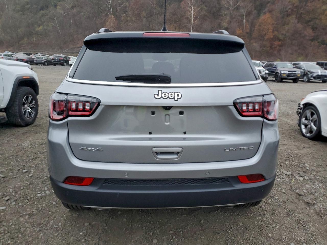 2023 JEEP Compass