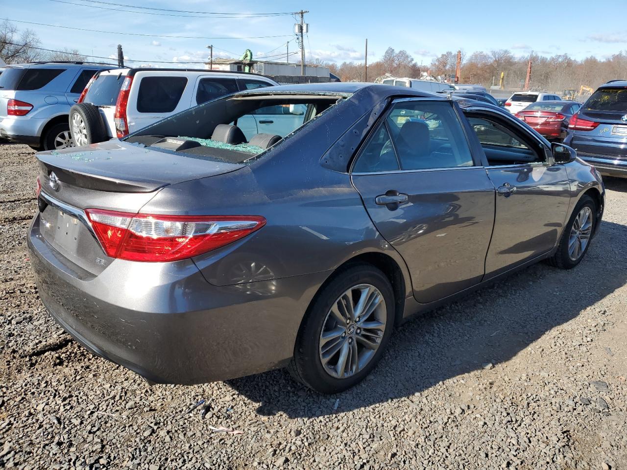 2017 TOYOTA CAMRY
