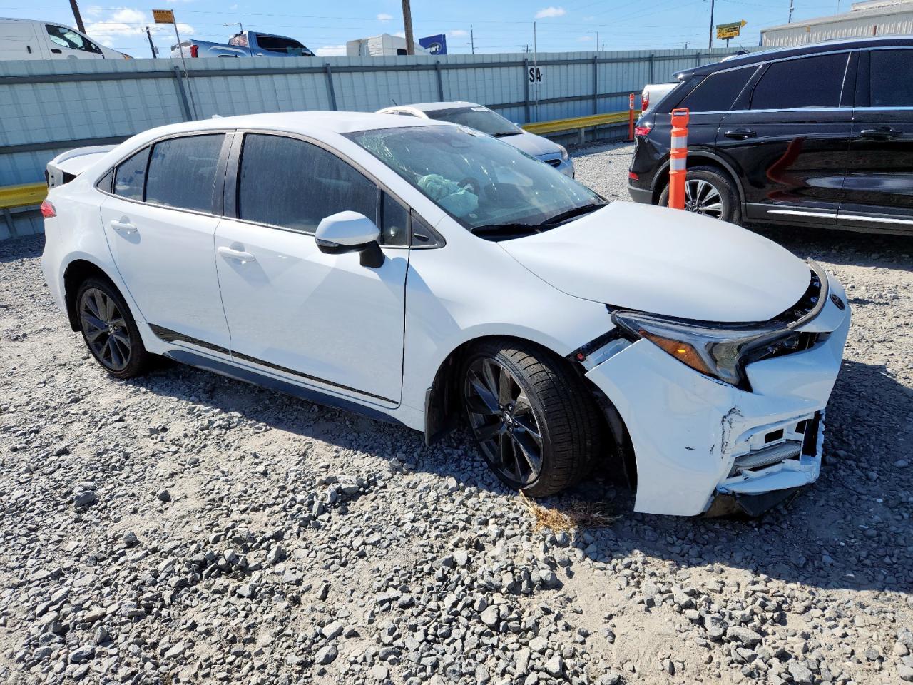 2026 TOYOTA COROLLA