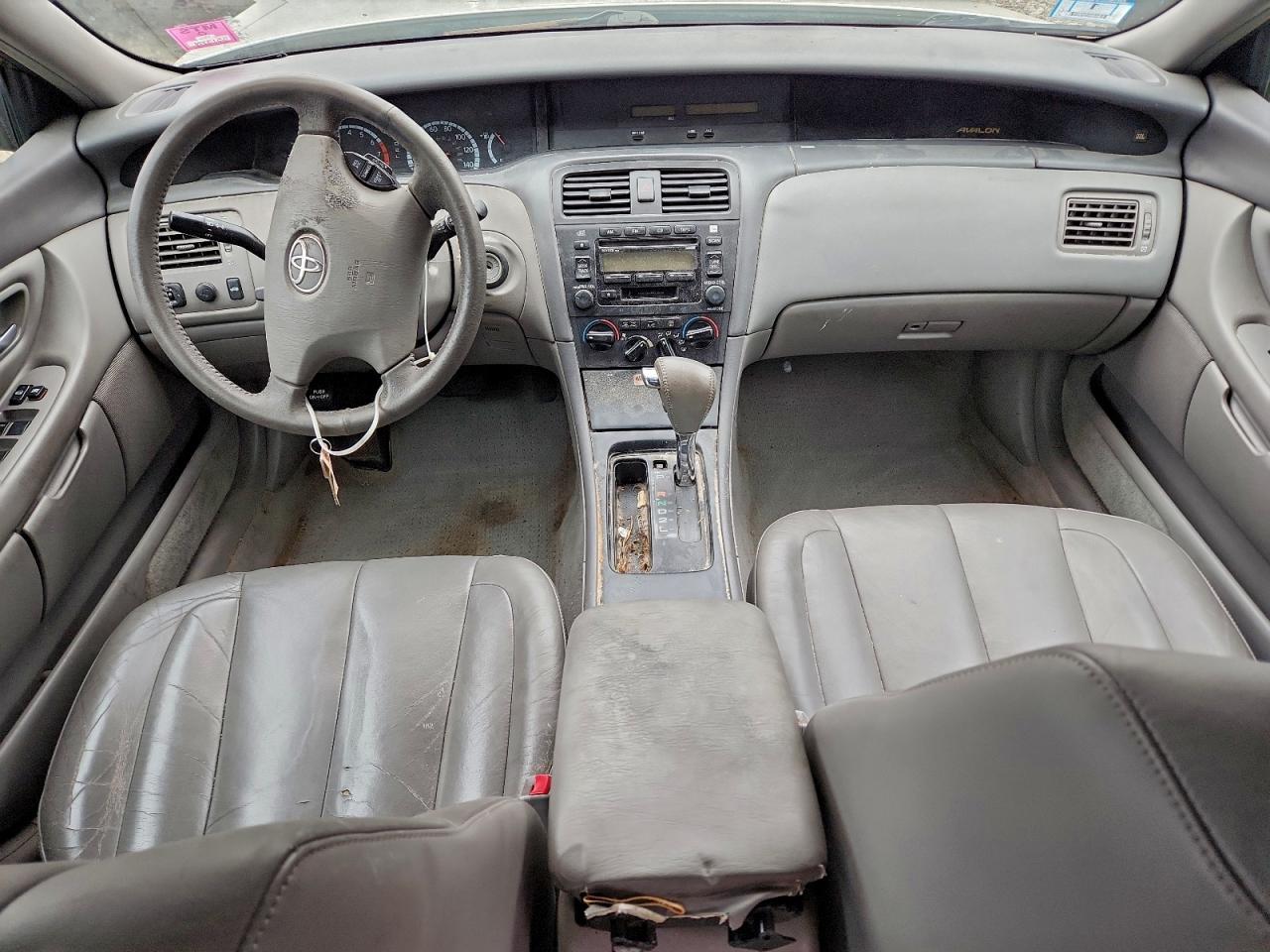 2002 TOYOTA Avalon