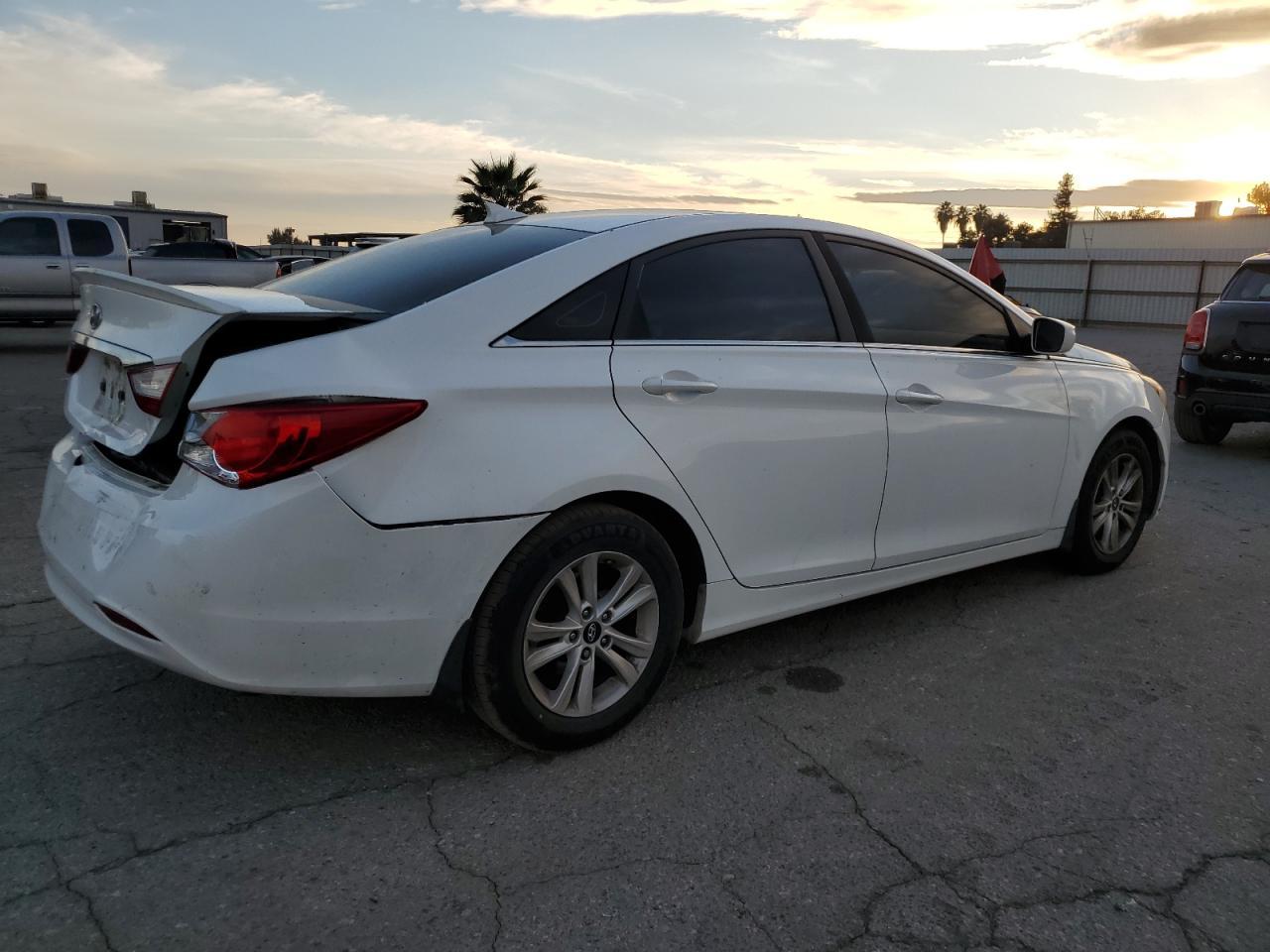2013 HYUNDAI SONATA