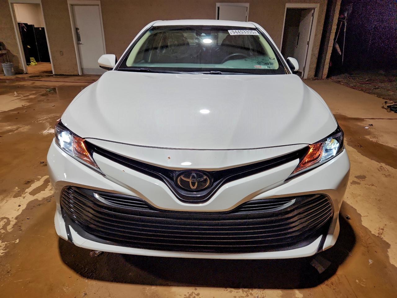 2018 TOYOTA CAMRY