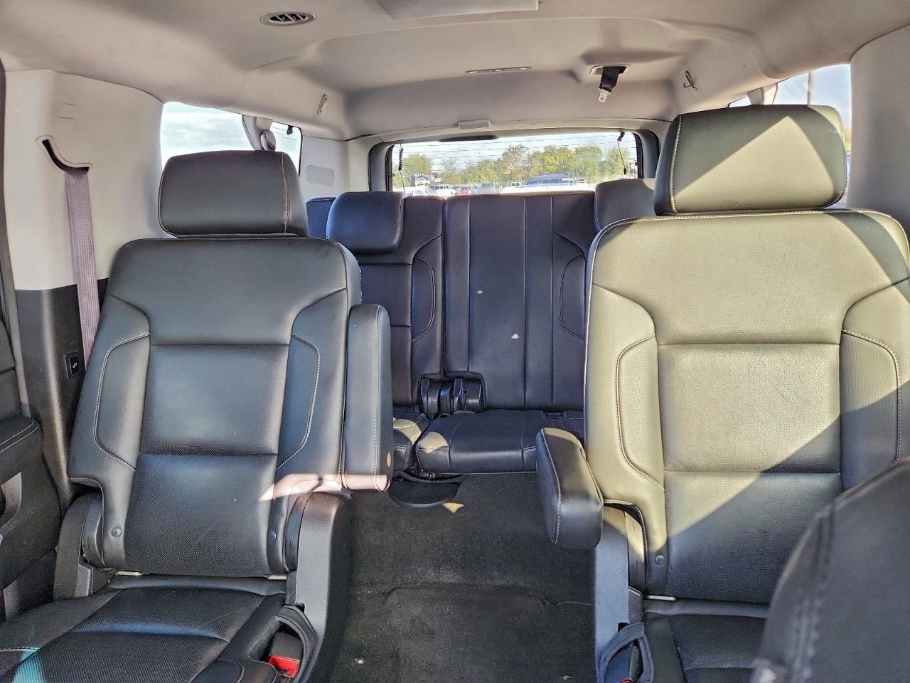 2015 CHEVROLET Suburban