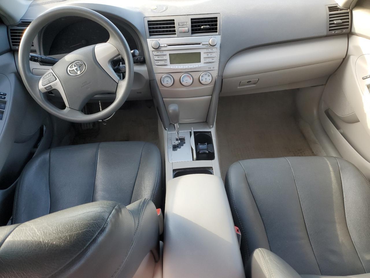 2011 TOYOTA CAMRY