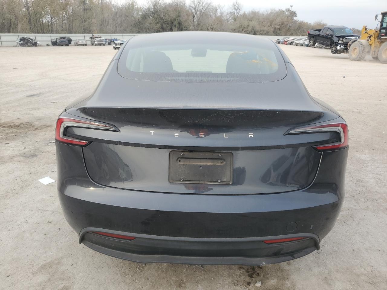 2025 TESLA MODEL 3