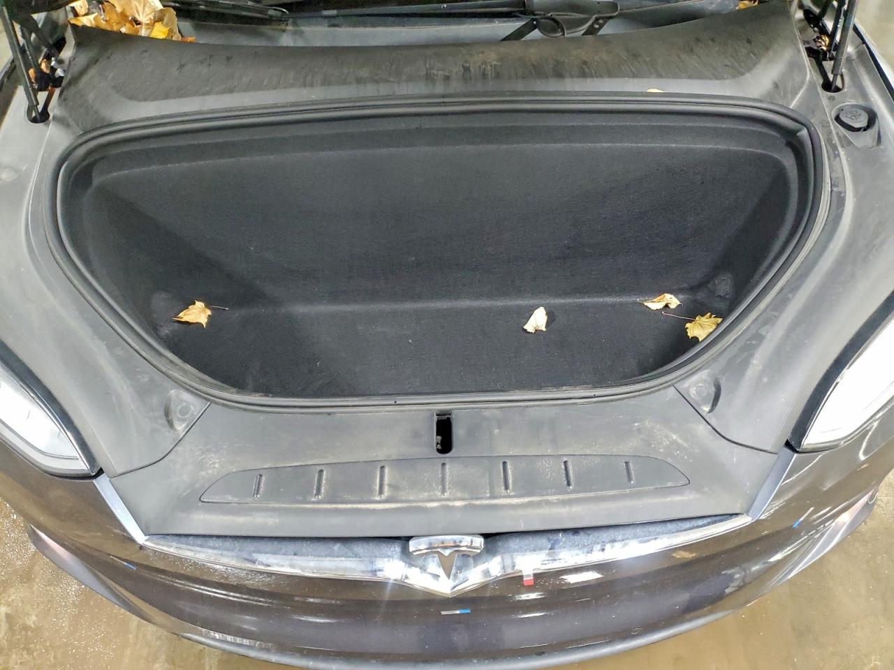 2021 TESLA MODEL X