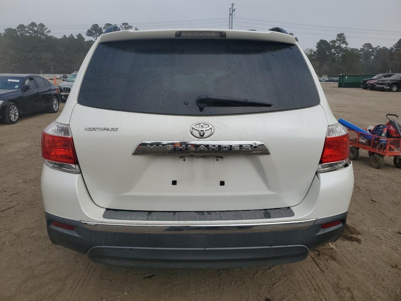 2013 TOYOTA HIGHLANDER