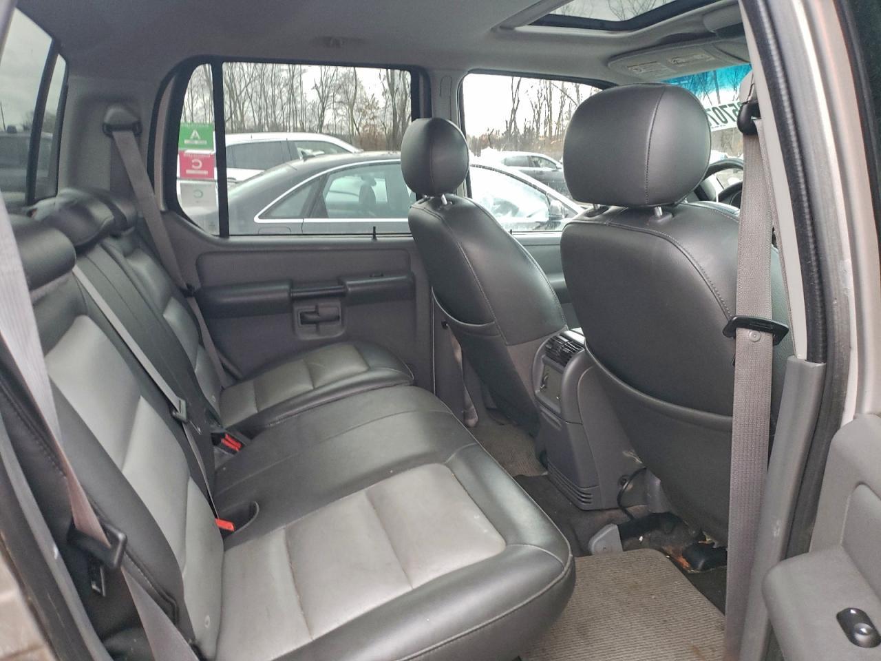 2005 FORD Explorer Sport Trac