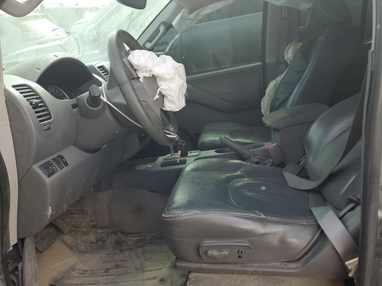 2012 NISSAN Frontier