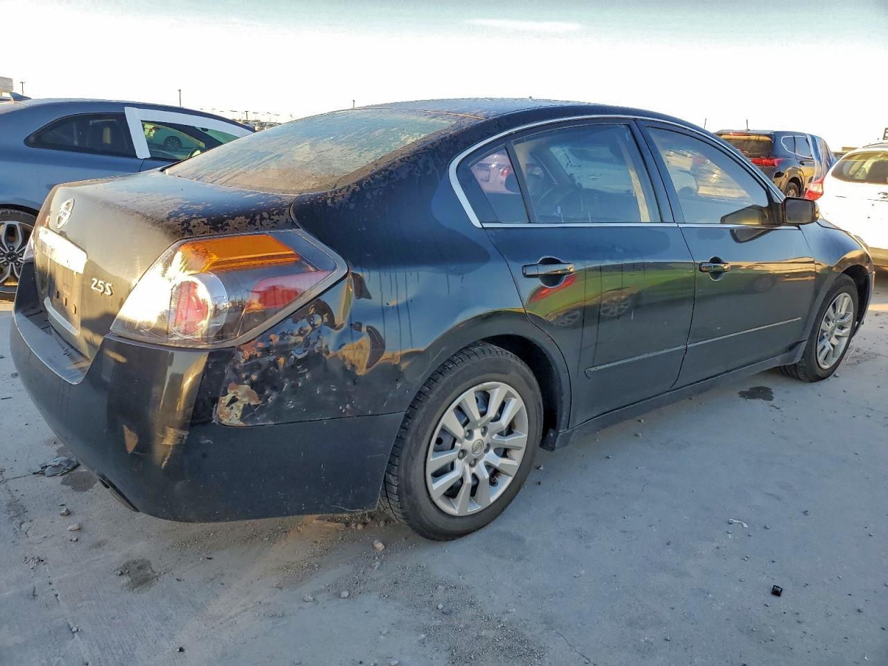 2012 NISSAN ALTIMA
