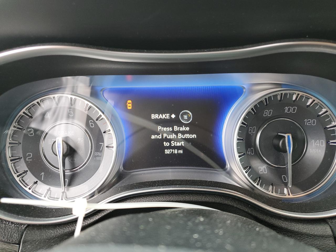 2019 CHRYSLER 300
