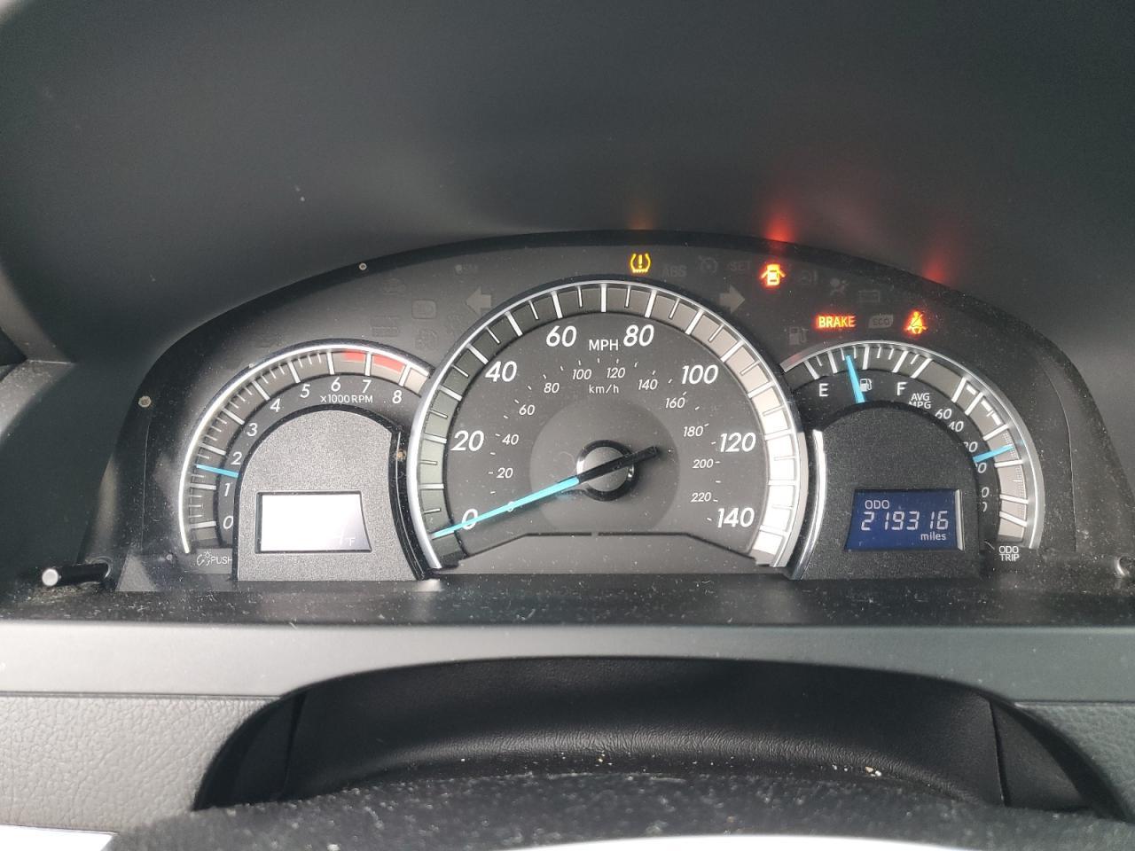 2014 TOYOTA CAMRY