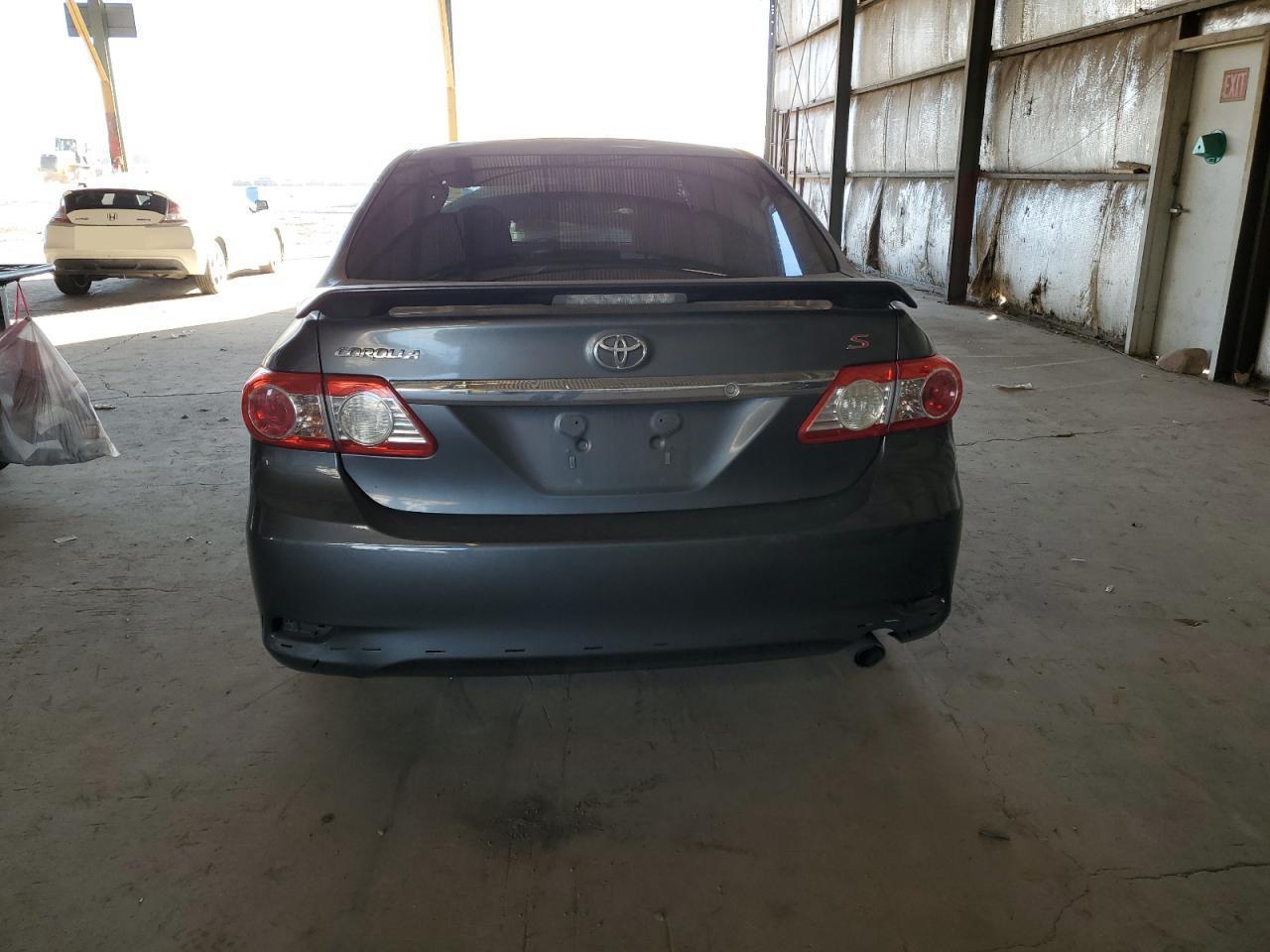 2011 TOYOTA COROLLA
