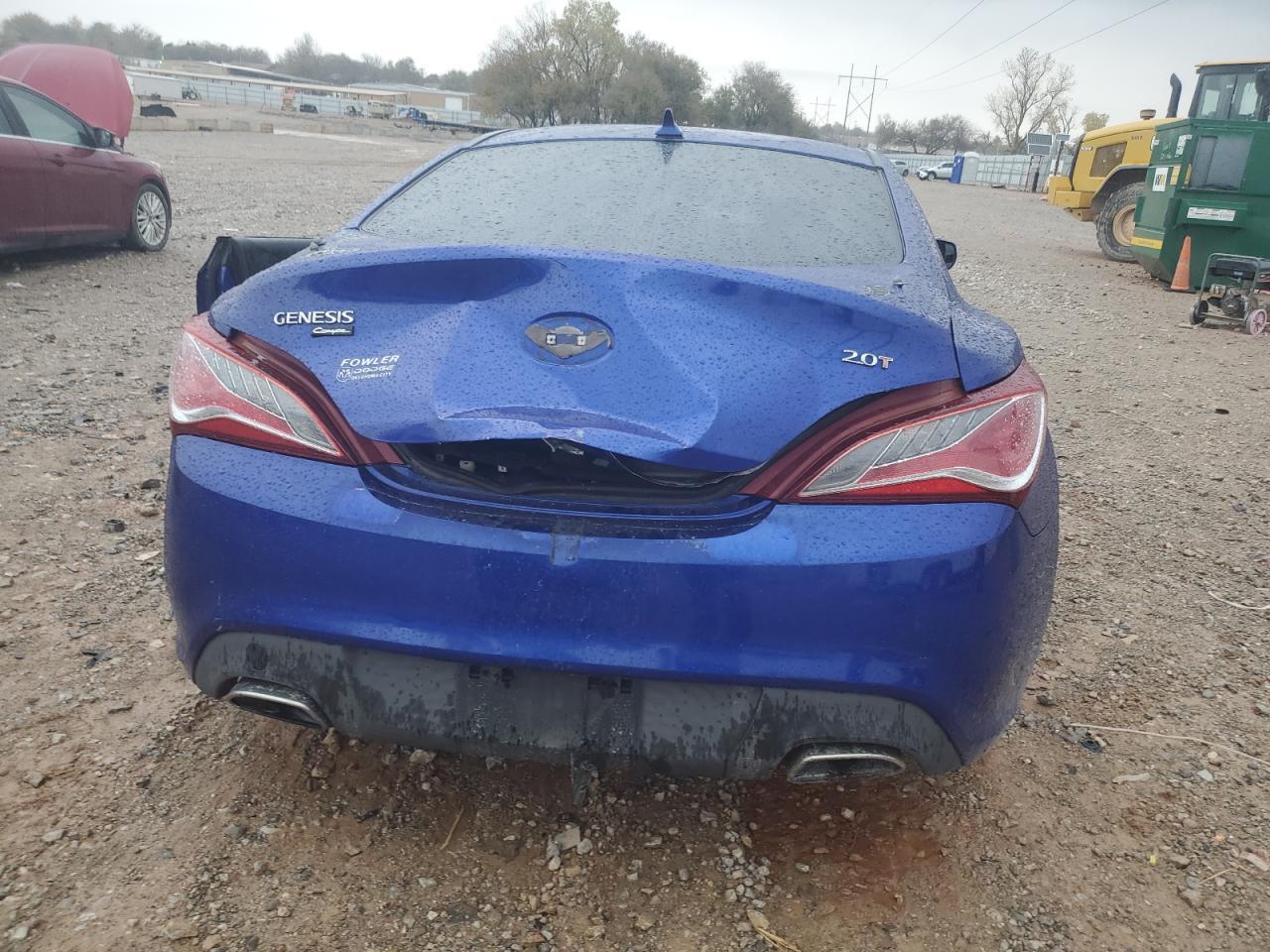 2013 HYUNDAI GENESIS