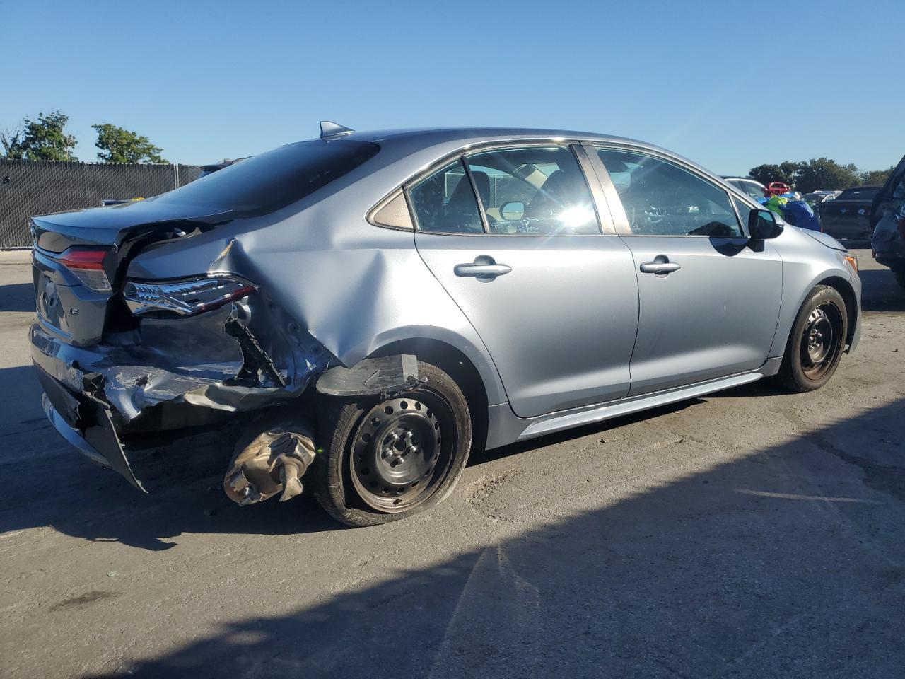 2022 TOYOTA COROLLA