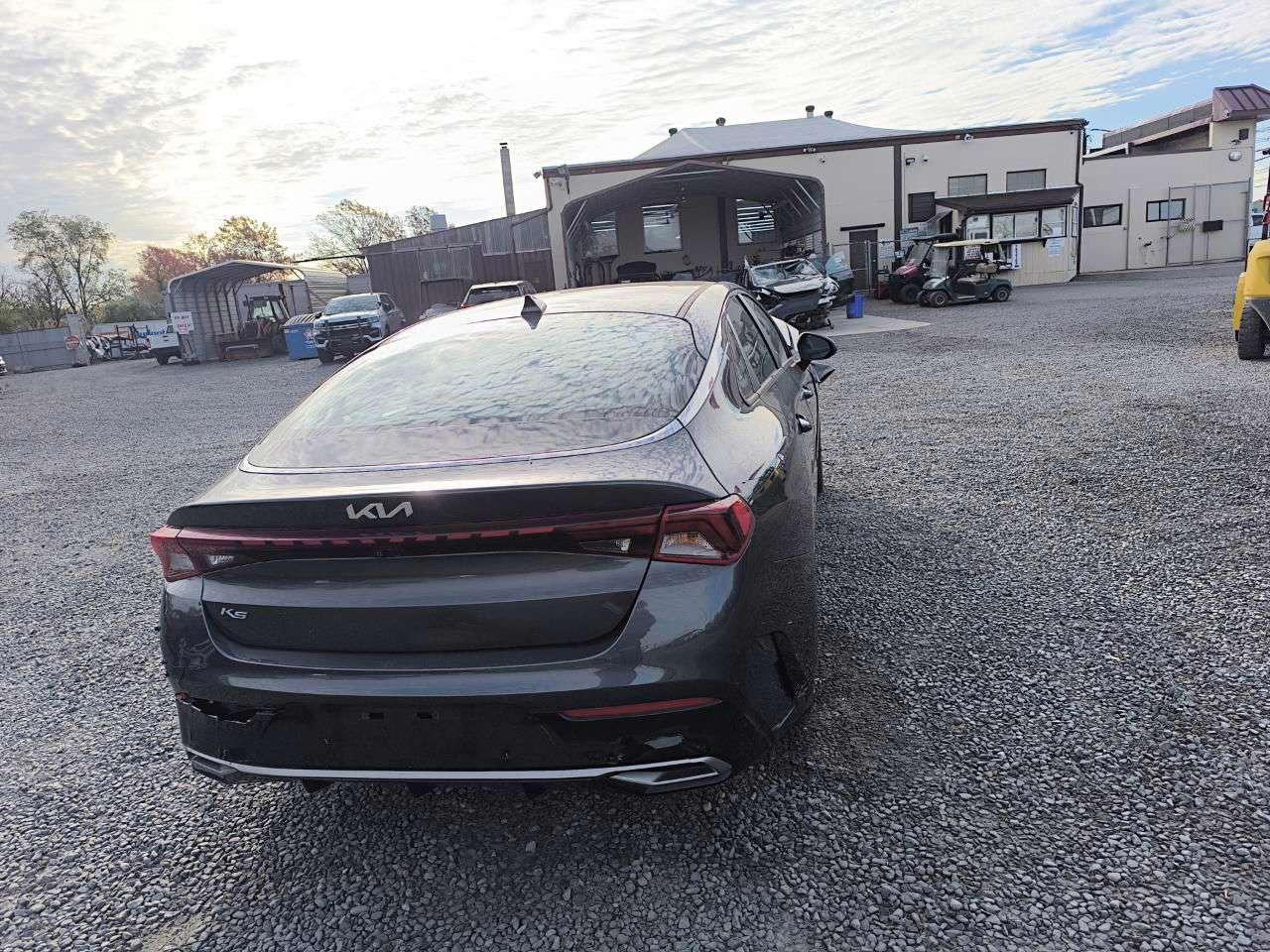 2022 KIA K5