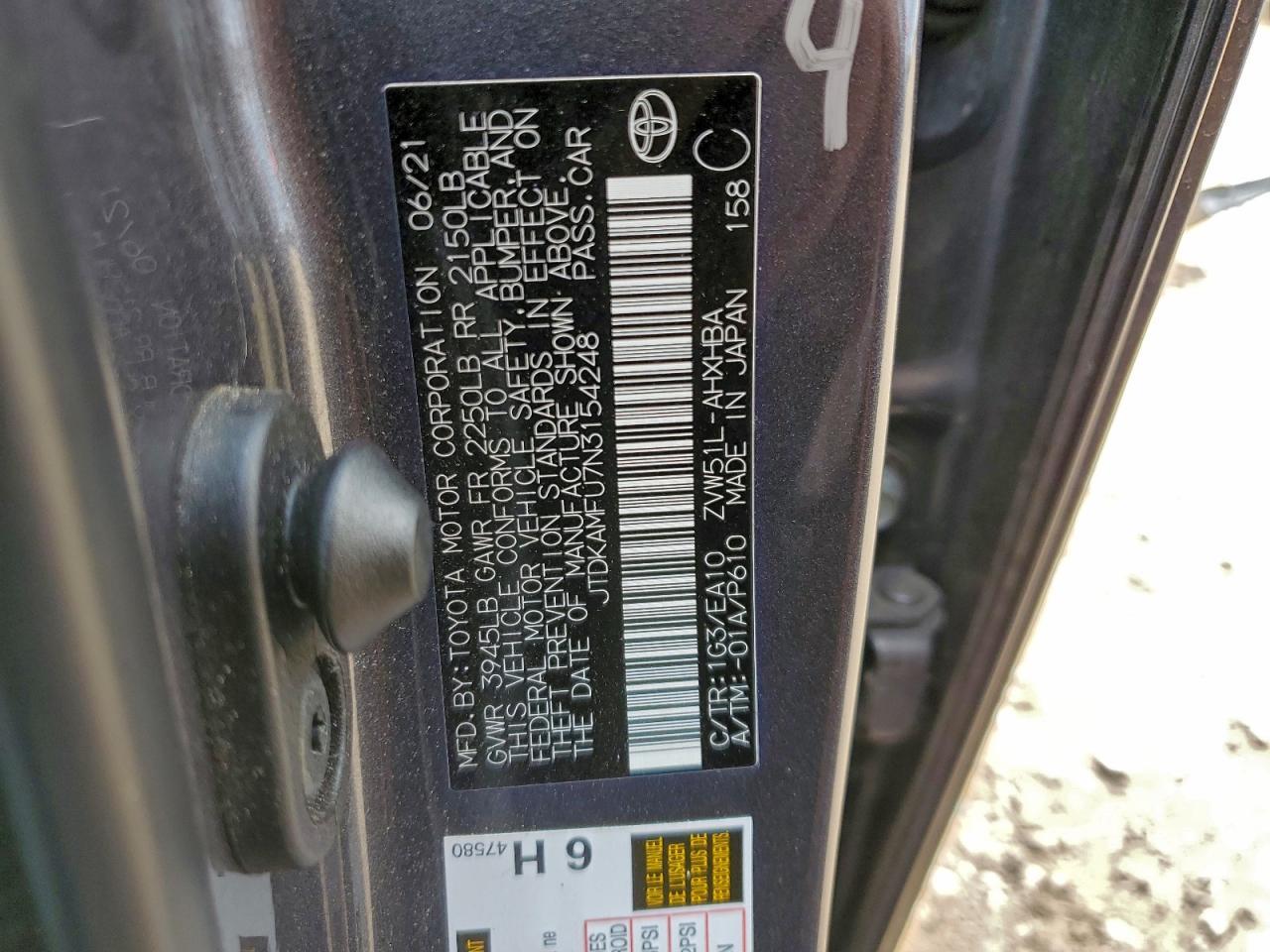 2022 TOYOTA PRIUS