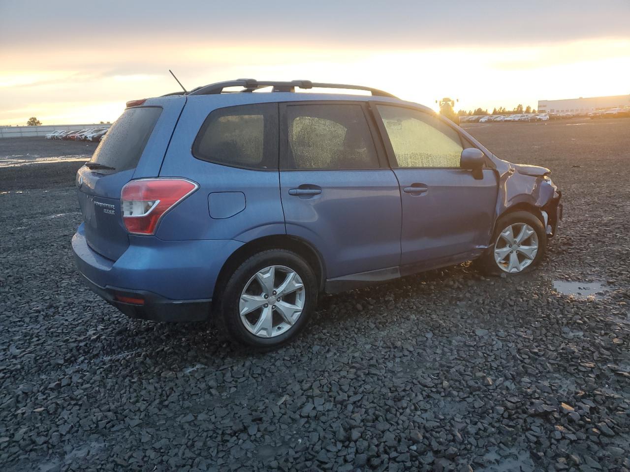 2015 SUBARU FORESTER