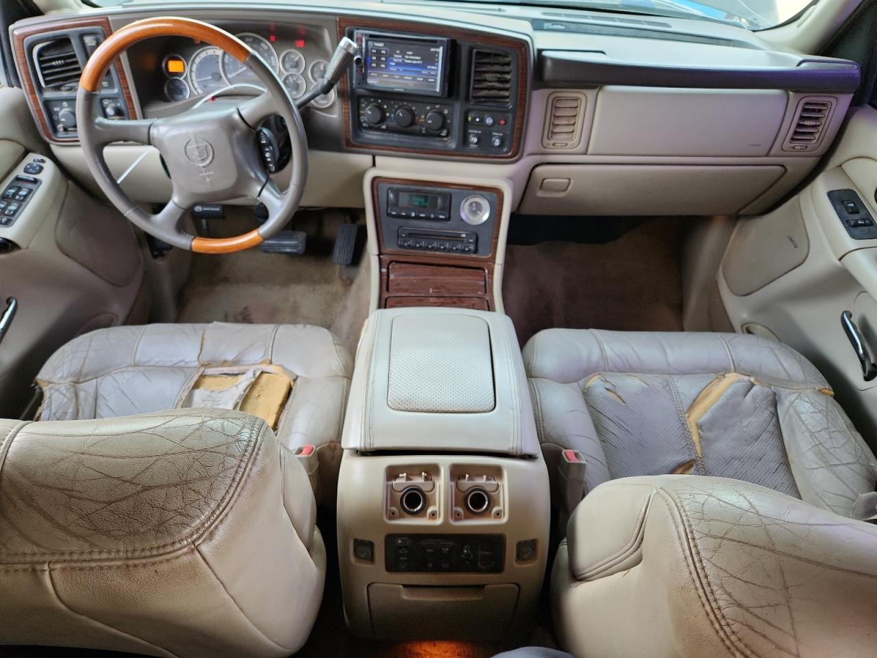 2002 CADILLAC ESCALADE