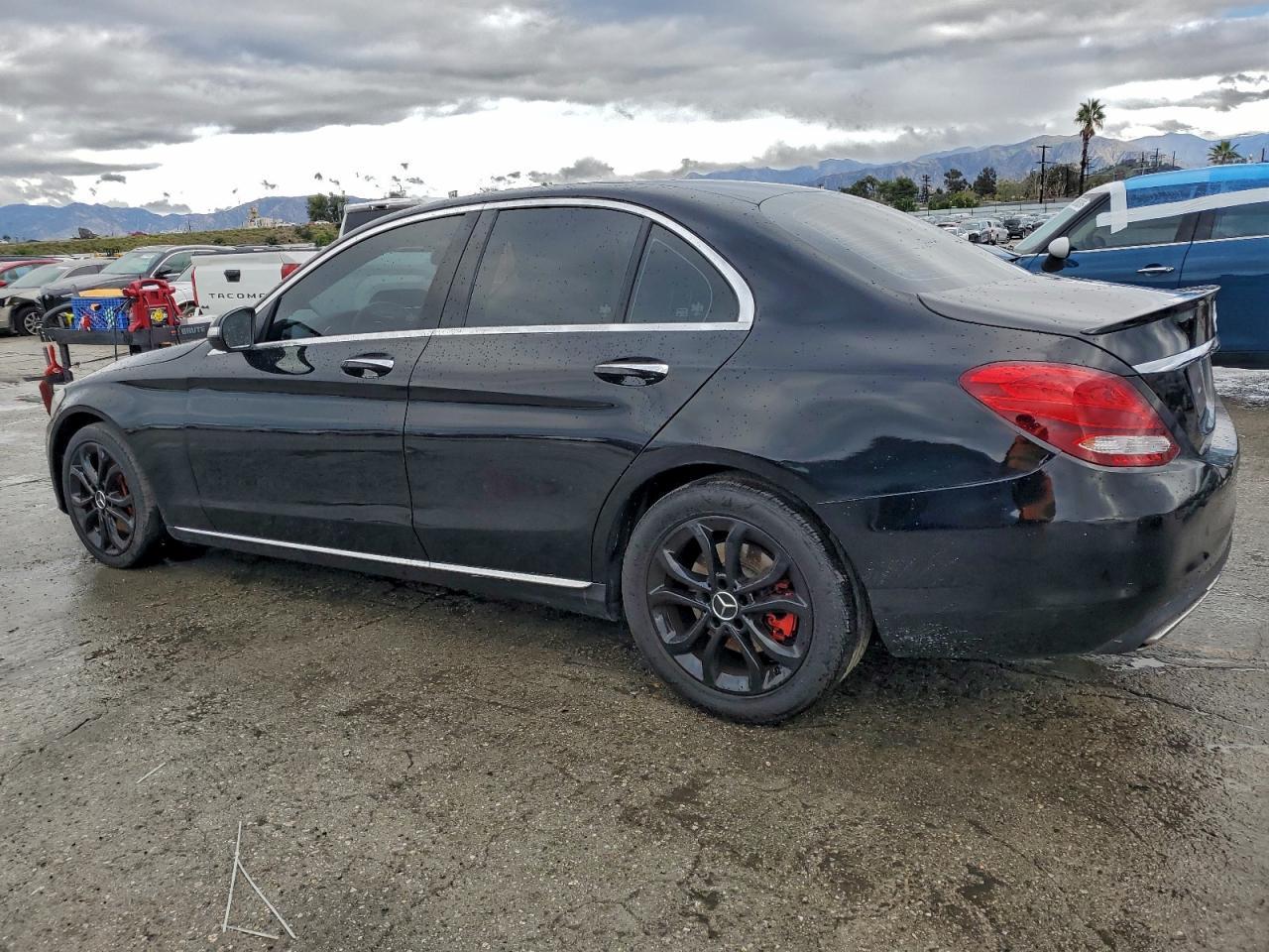 2016 MERCEDES-BENZ C-CLASS