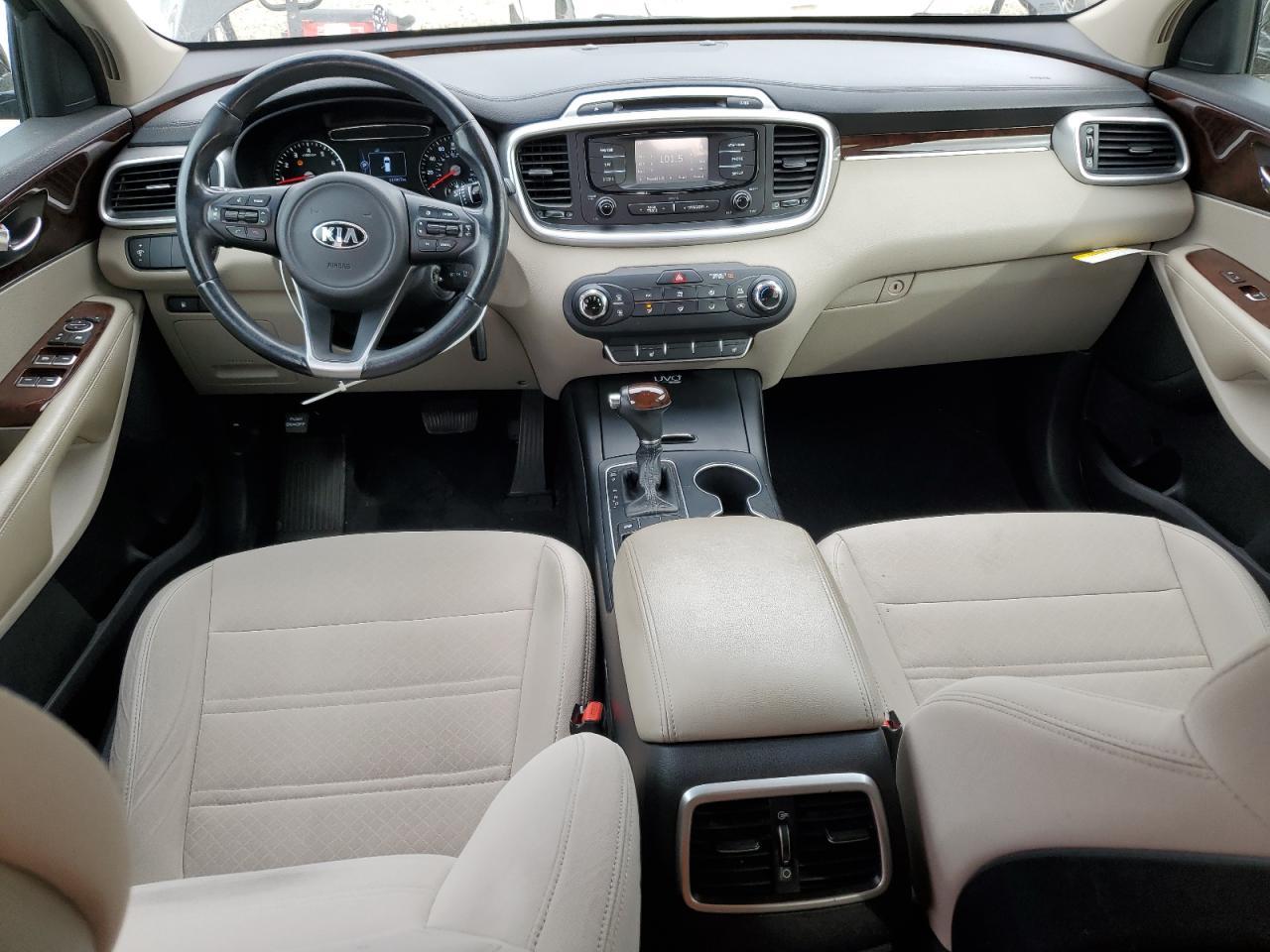 2016 KIA SORENTO