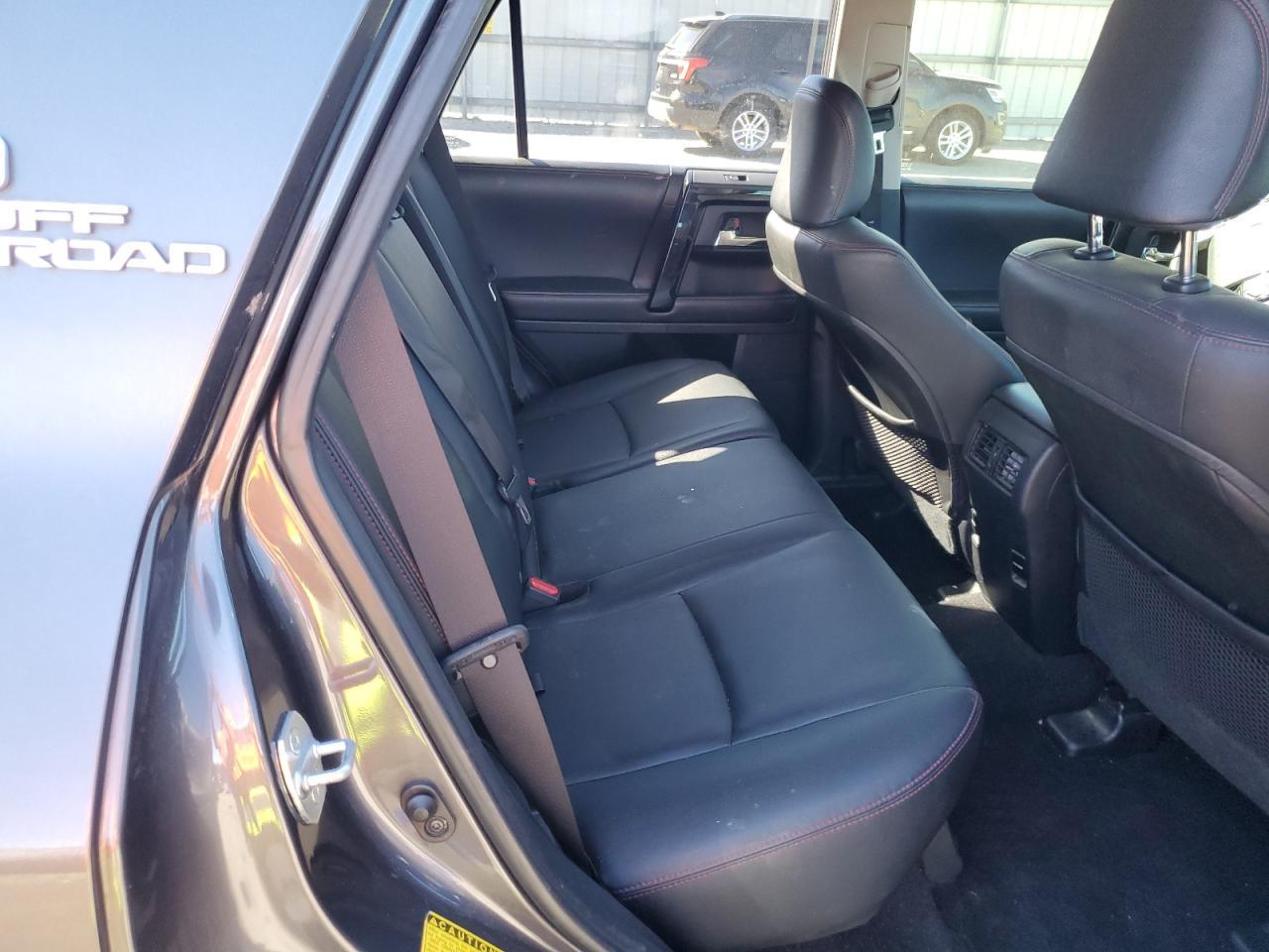 2017 TOYOTA 4Runner