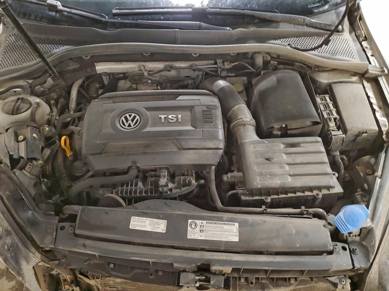 2015 VOLKSWAGEN GOLF