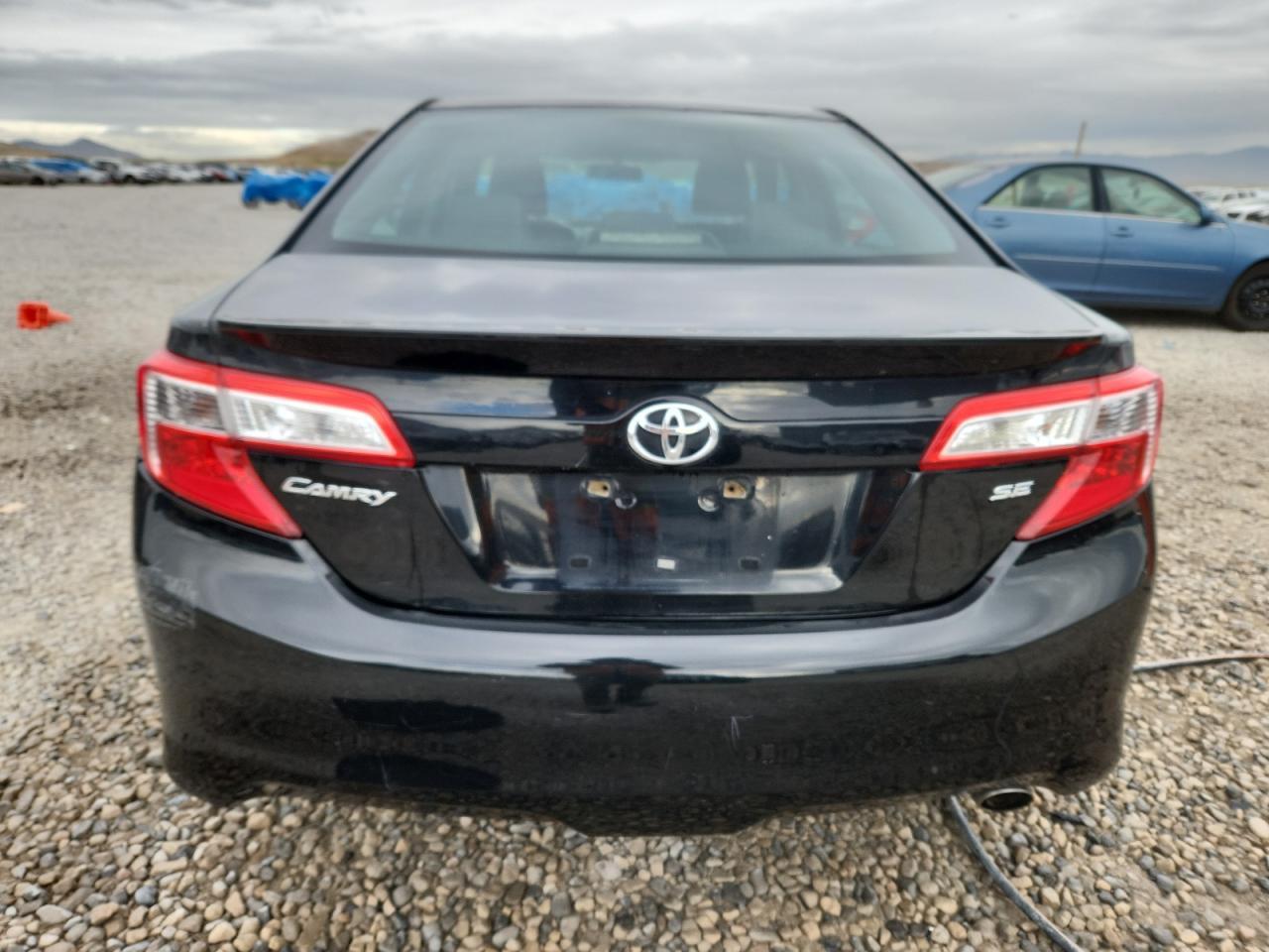 2013 TOYOTA CAMRY