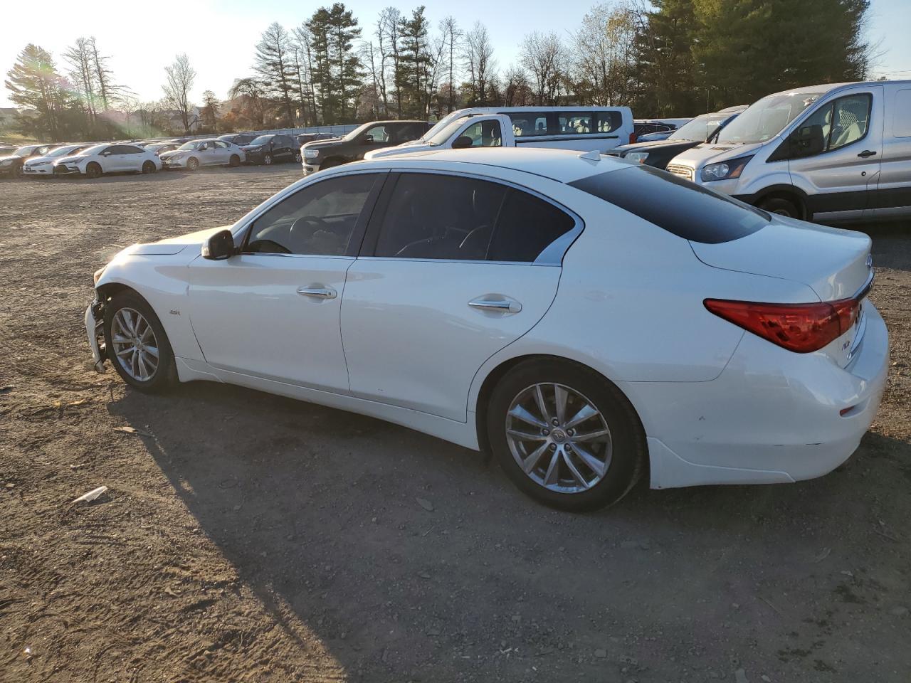 2016 INFINITI Q50