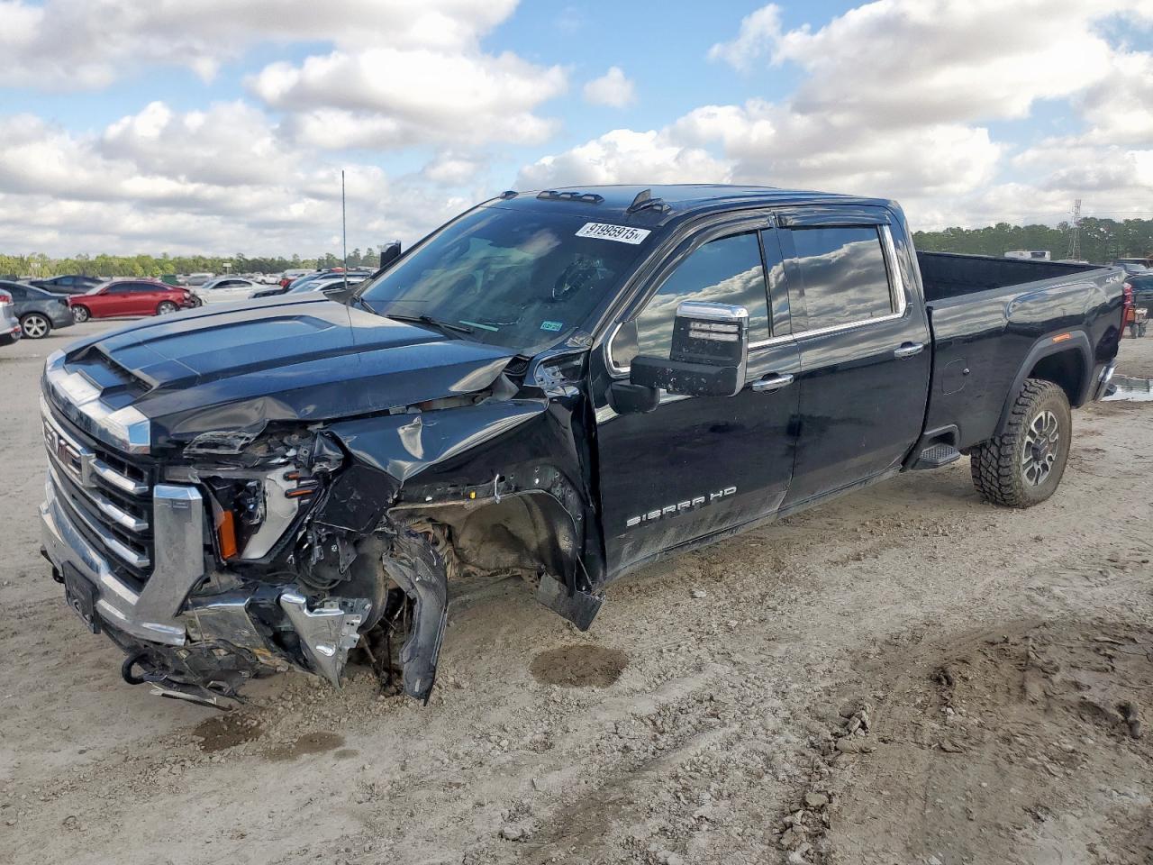 2024 GMC Sierra