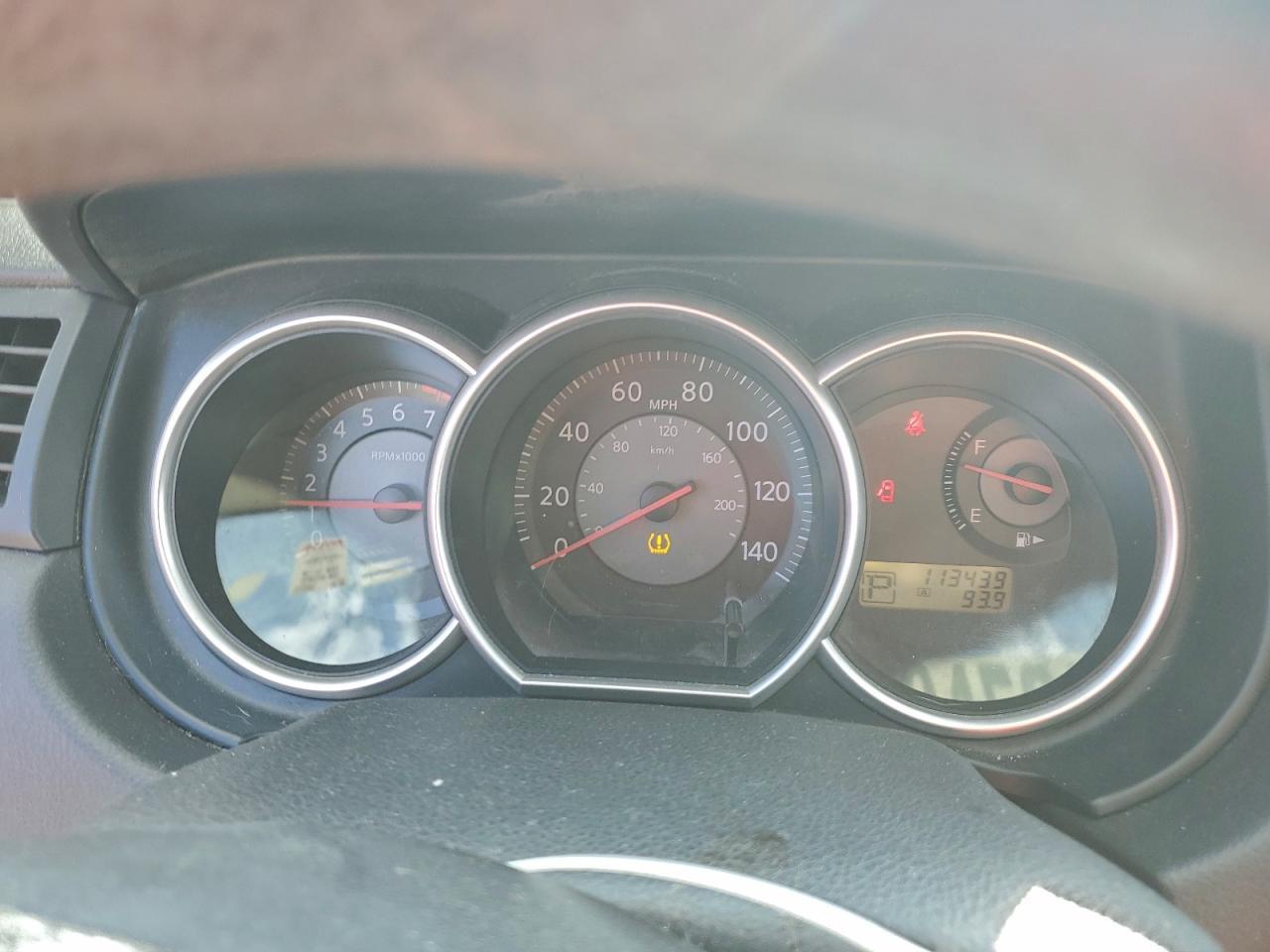2009 NISSAN VERSA