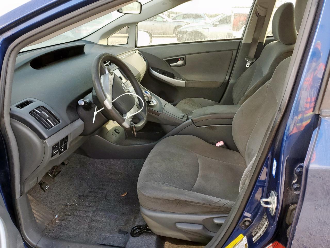 2011 TOYOTA PRIUS
