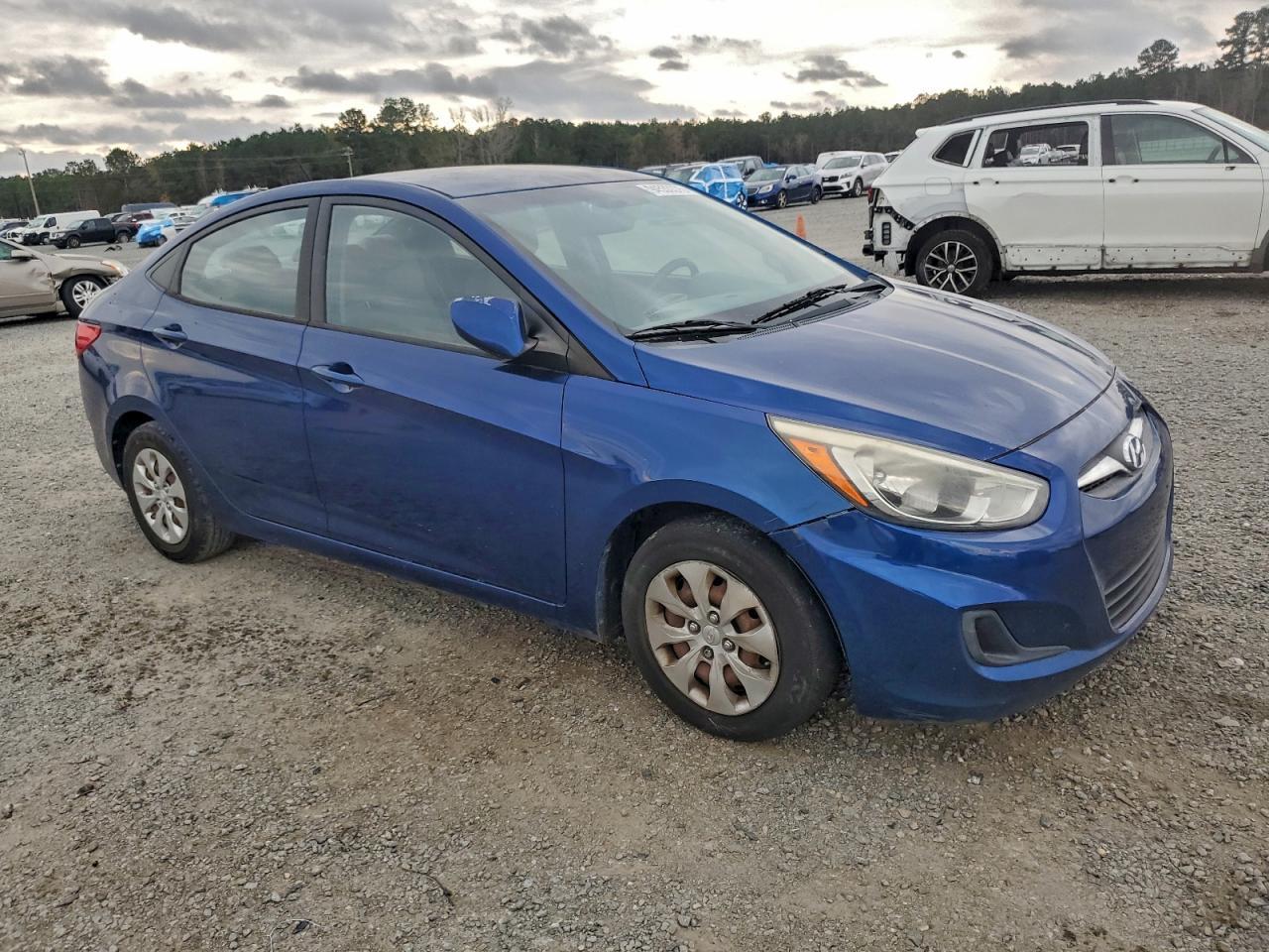 2016 HYUNDAI ACCENT