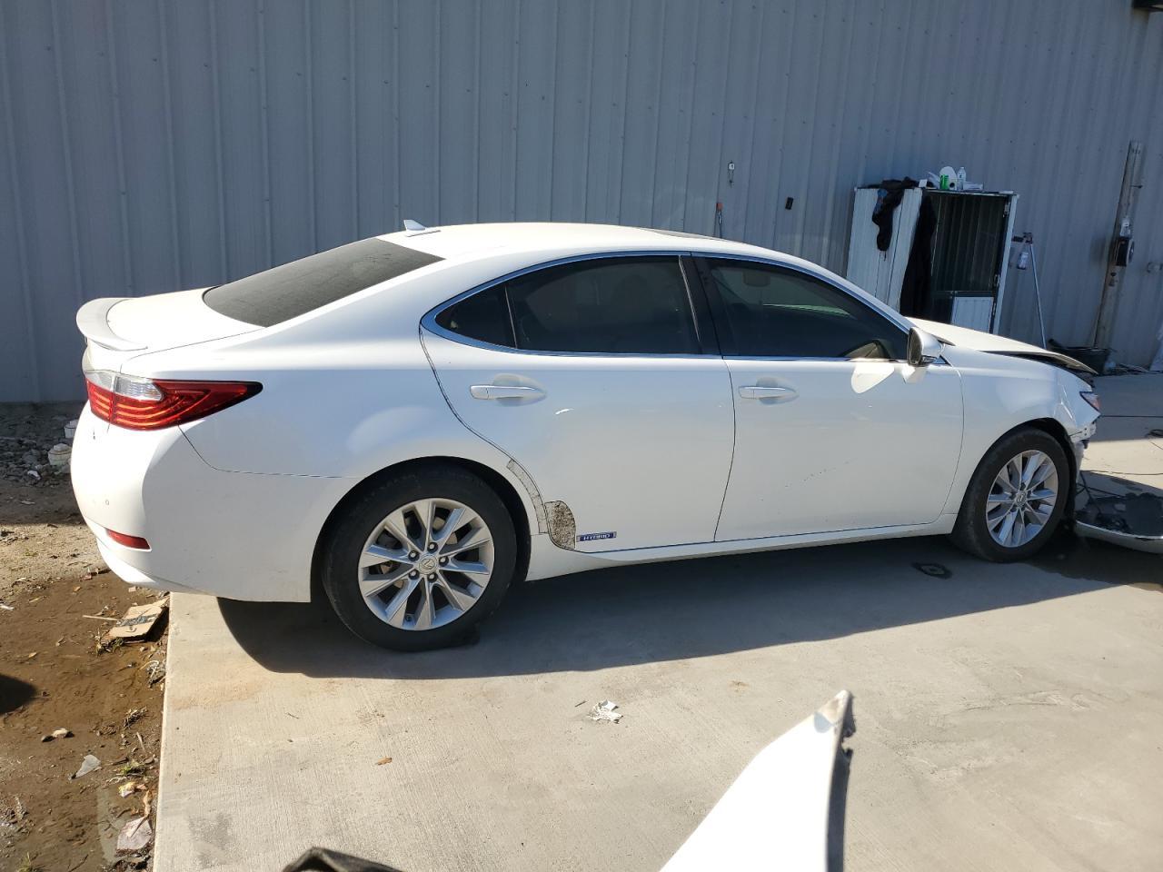 2013 LEXUS ES 300H