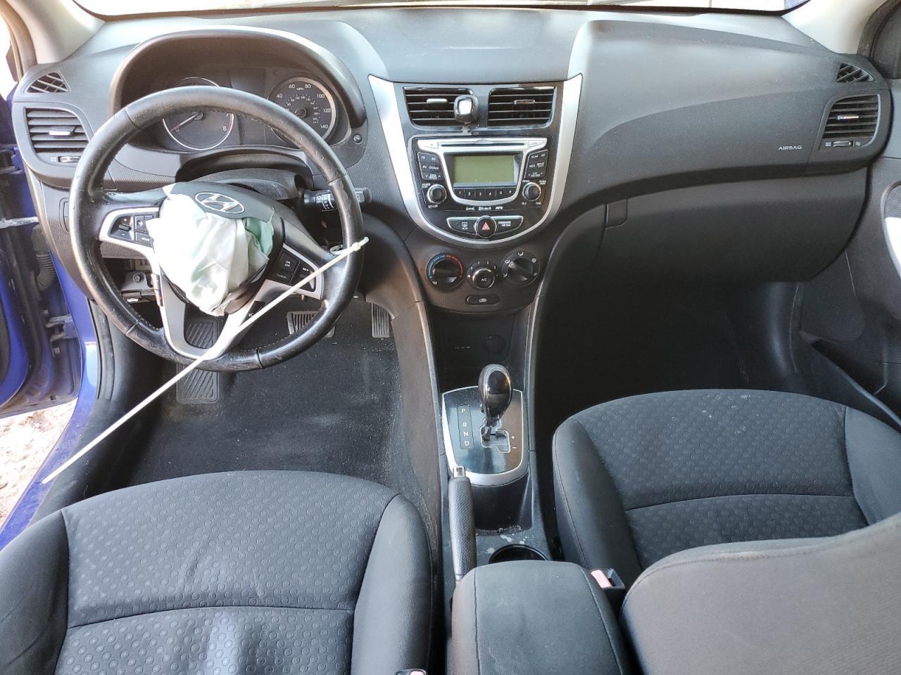 2012 HYUNDAI ACCENT