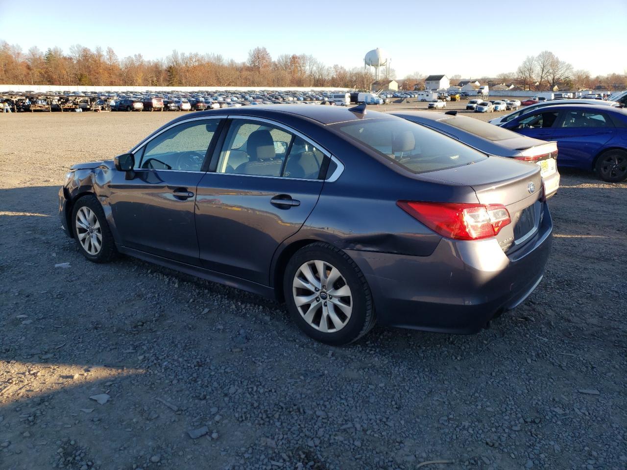 2017 SUBARU Legacy