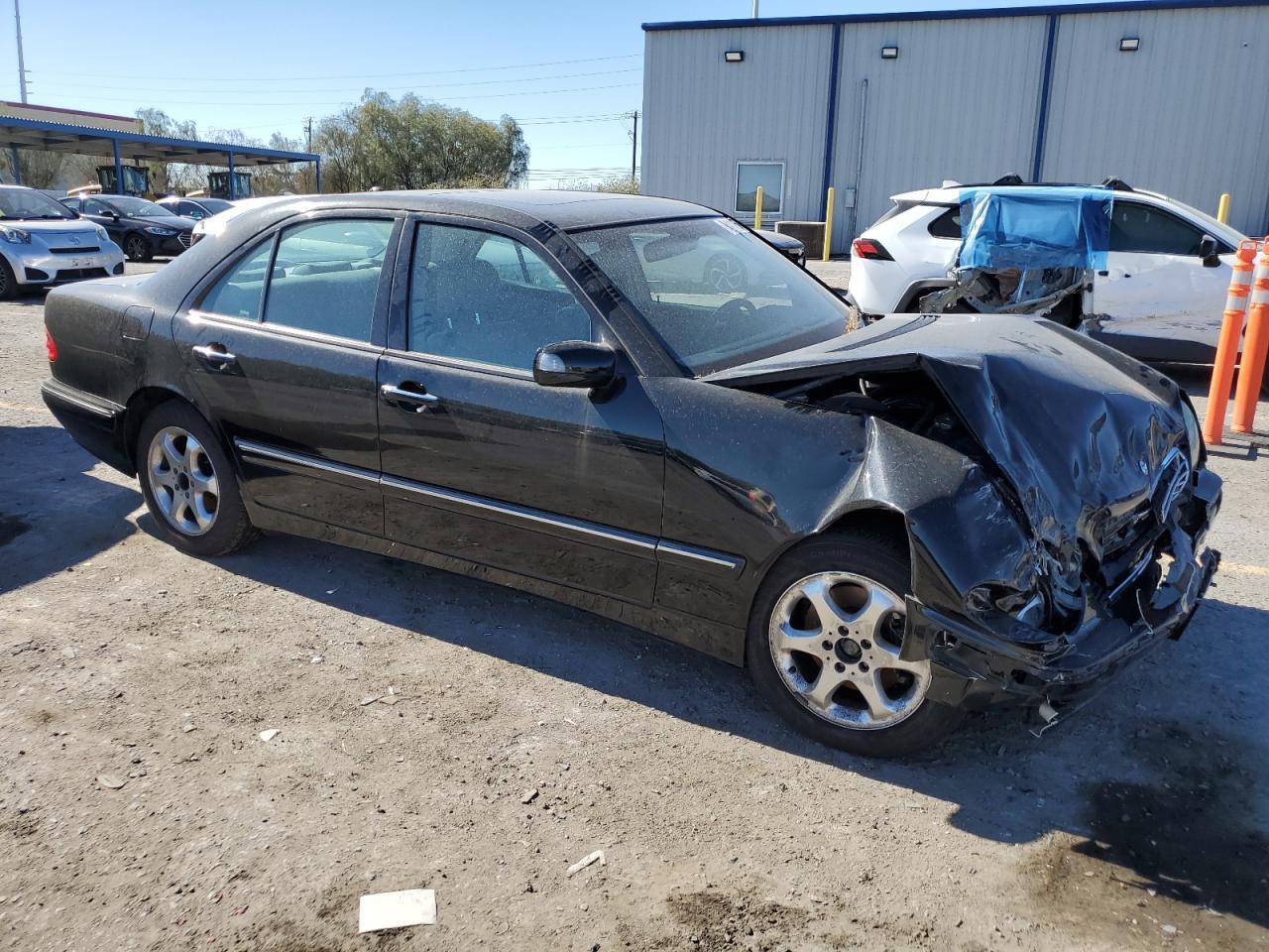 2002 MERCEDES-BENZ E-Class