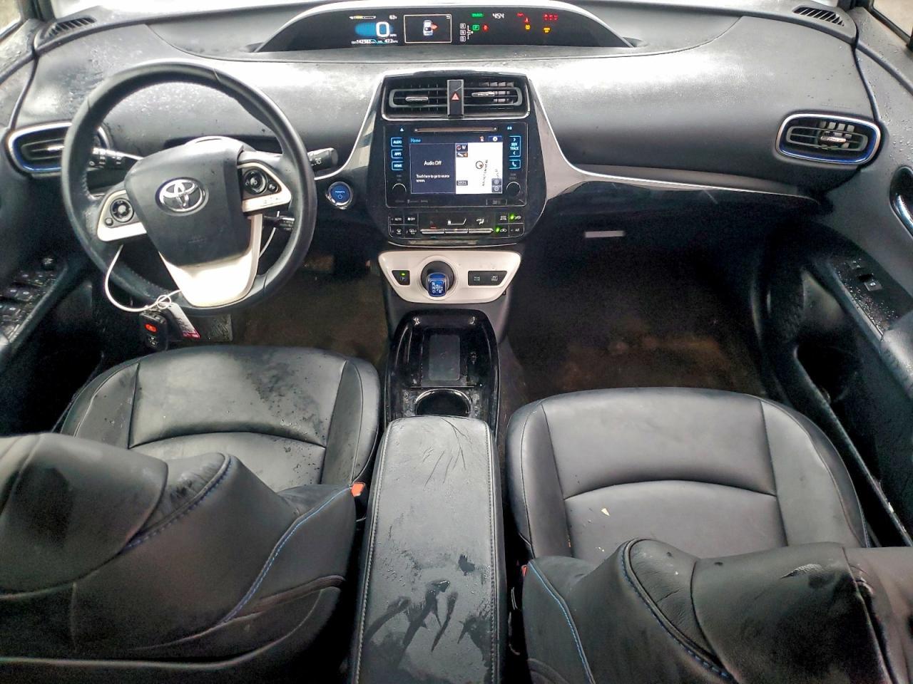 2017 TOYOTA PRIUS