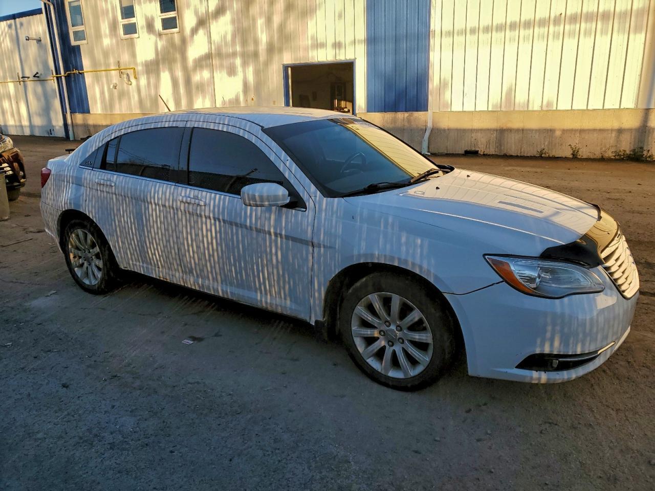 2014 CHRYSLER 200