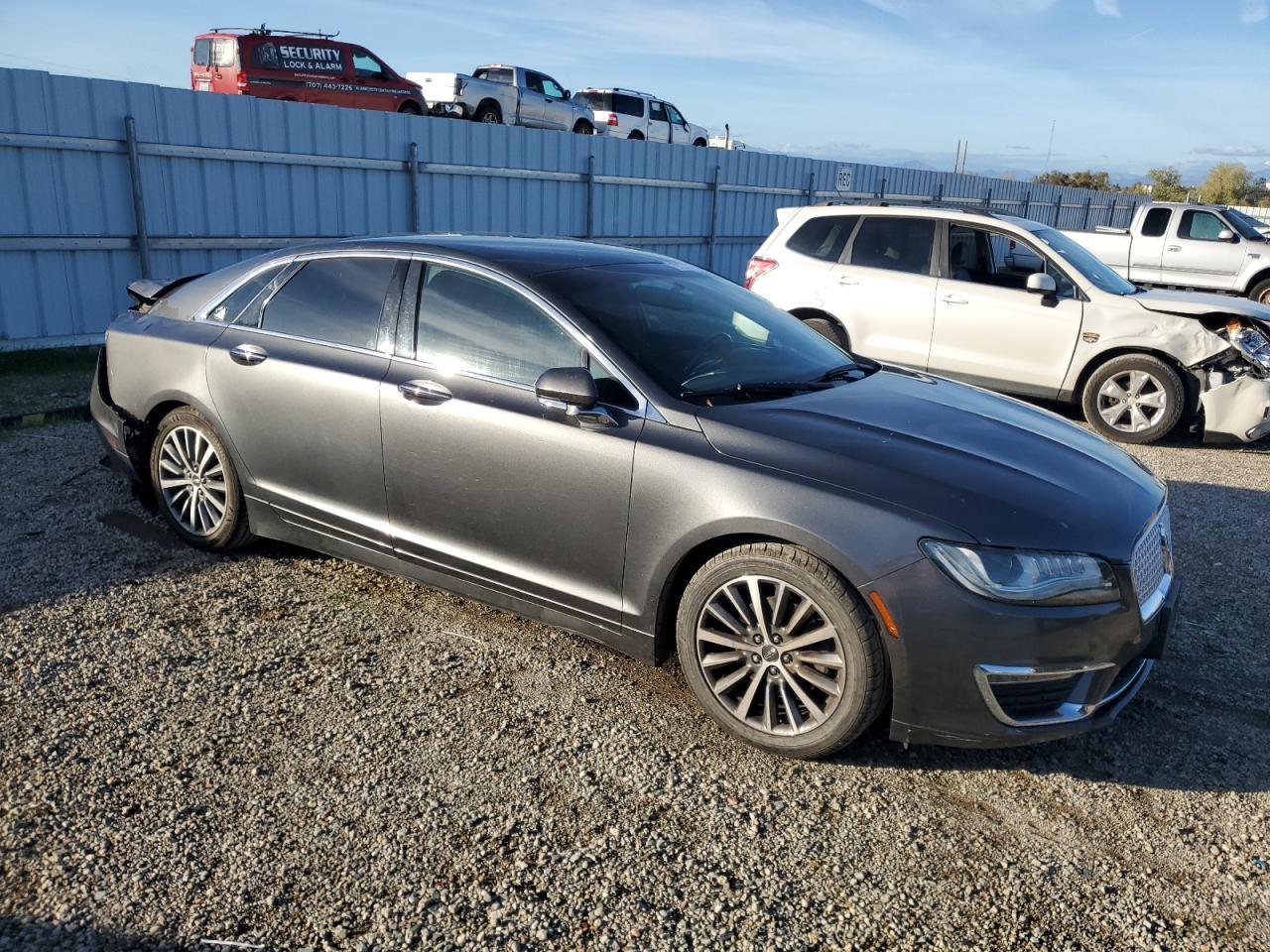 2018 LINCOLN MKZ