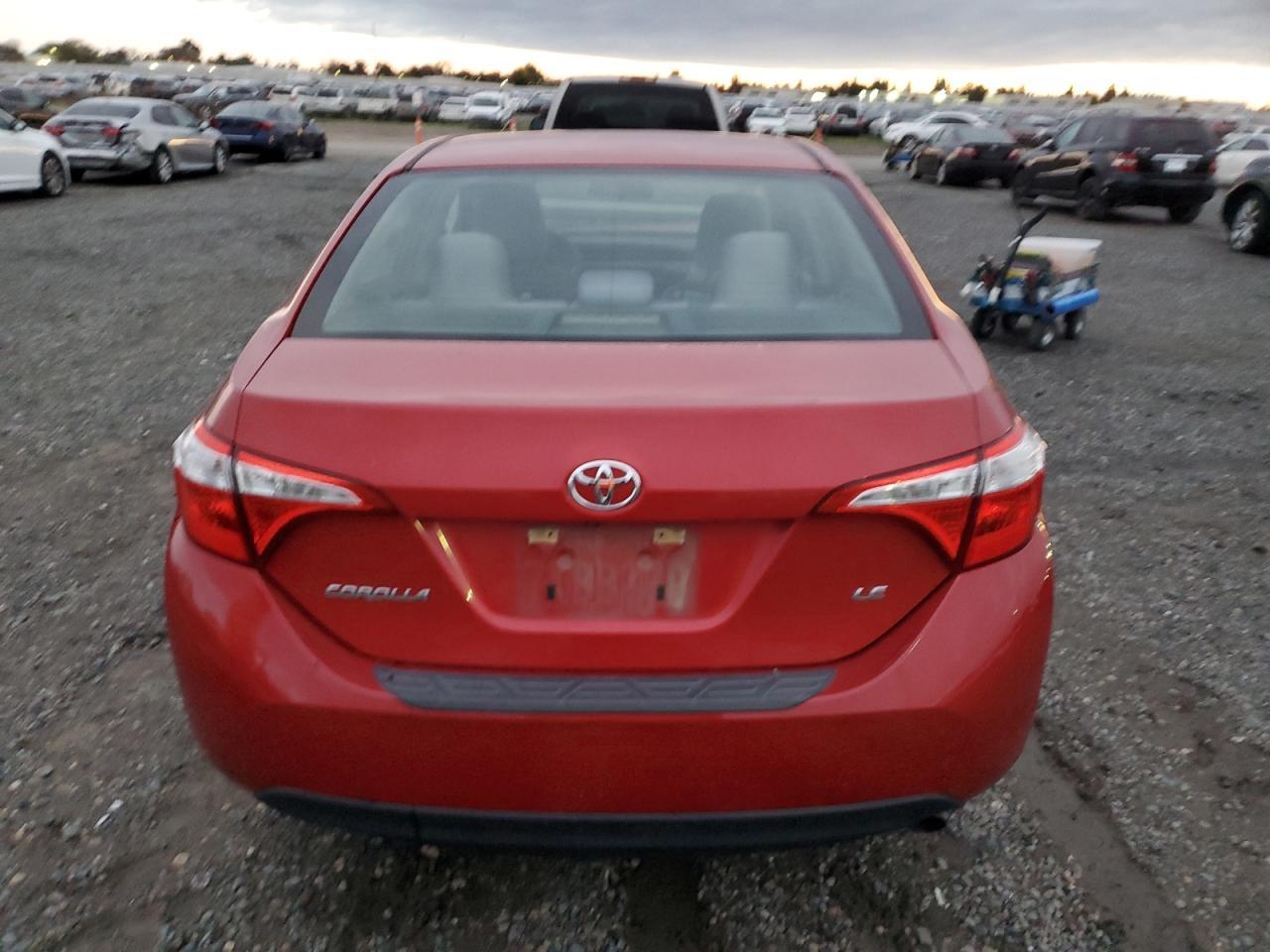 2015 TOYOTA COROLLA