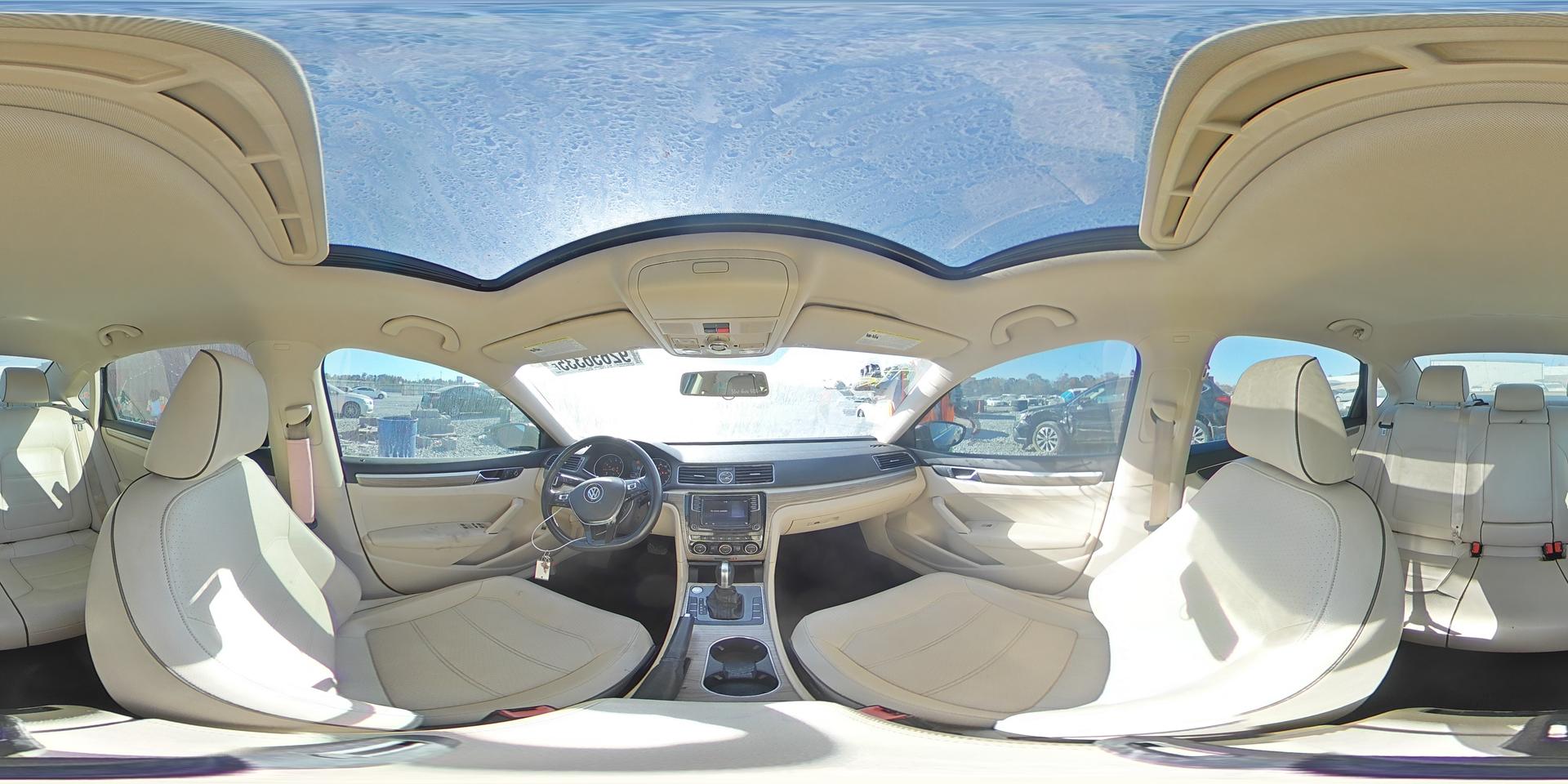 2017 VOLKSWAGEN Passat