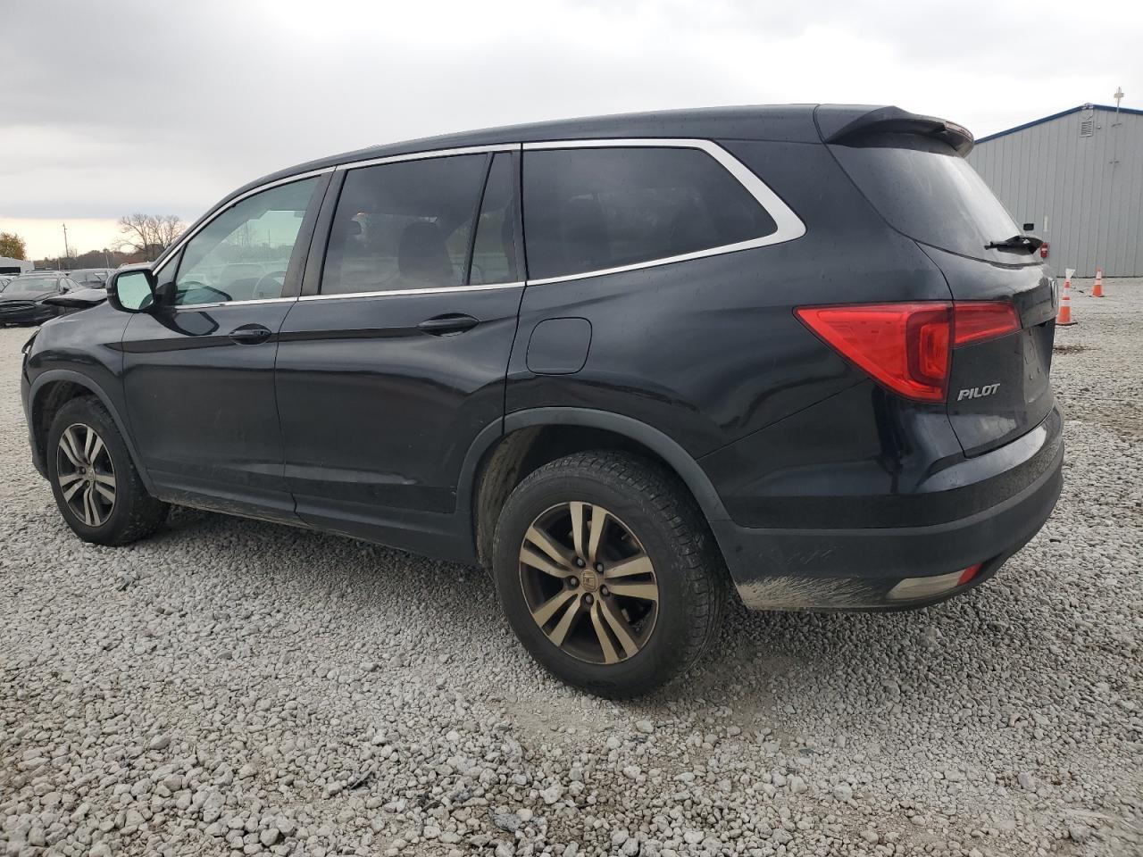 2017 HONDA PILOT
